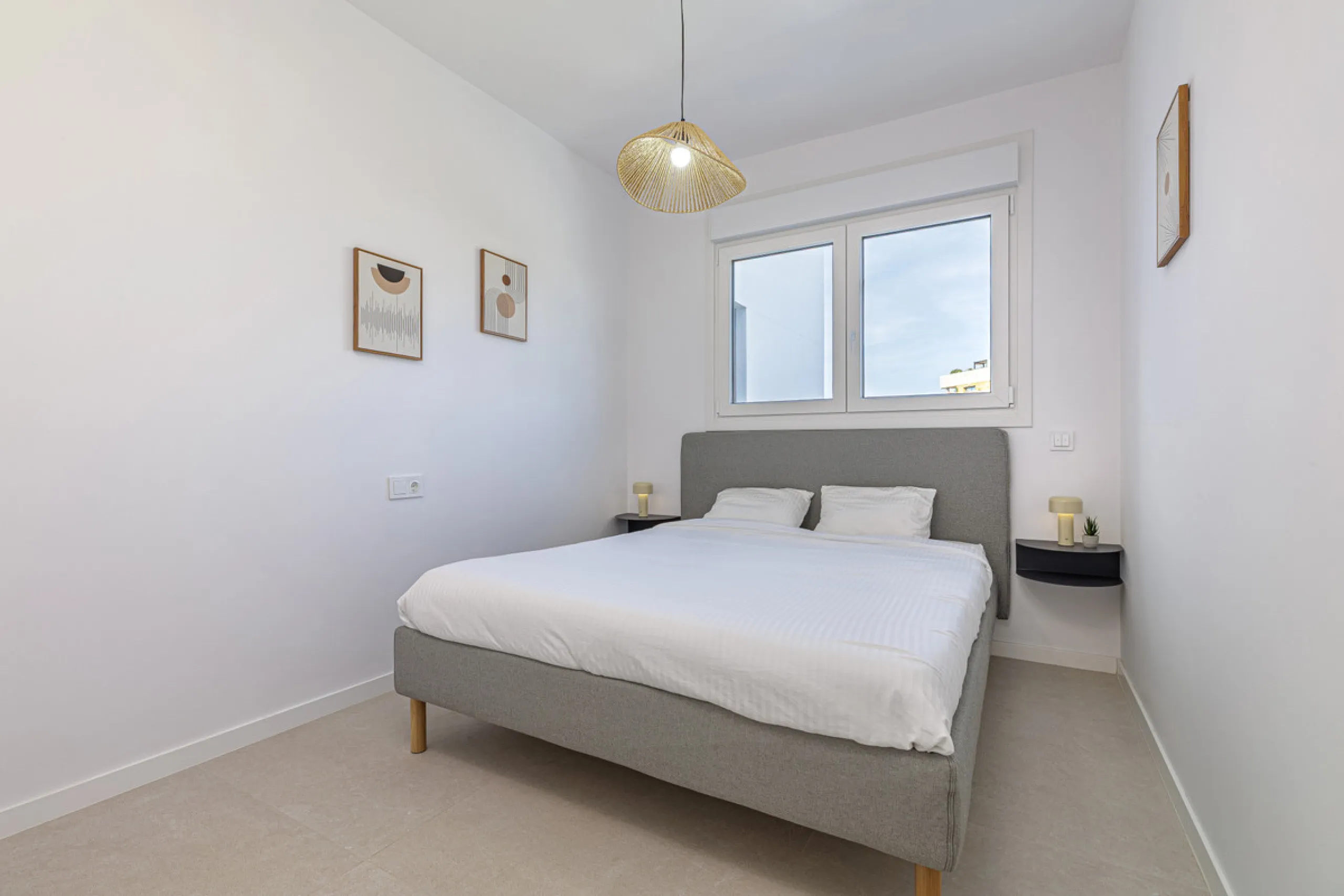 Apartment - Penthouse в продаже в Estepona, Málaga. В доме 3 спален и 2 ванных комнат. Площадь дома 123 м²