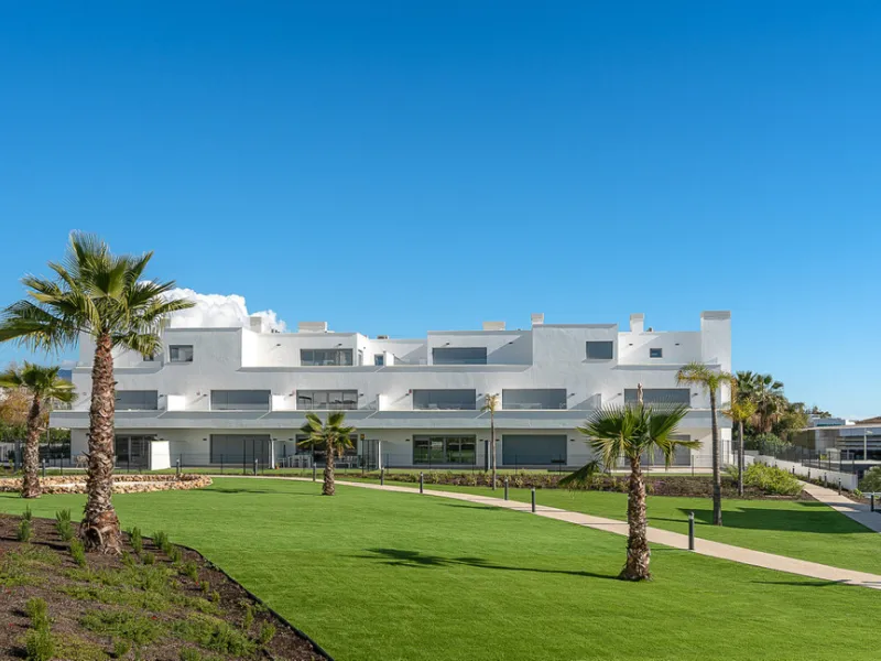 Apartment - Penthouse в продаже в Estepona, Málaga. В доме 3 спален и 2 ванных комнат. Площадь дома 123 м²