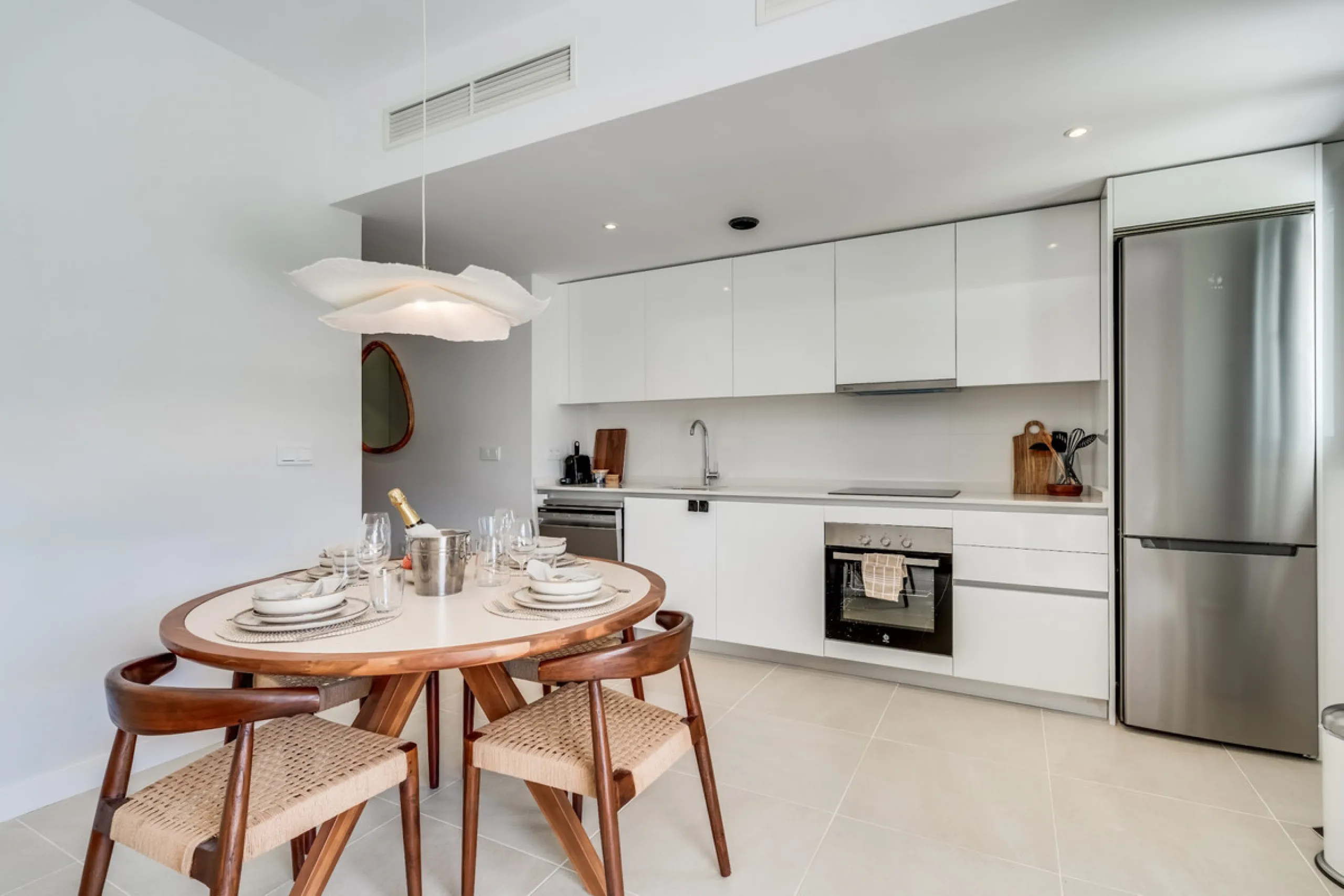 Apartment - Ground Floor Apartment в продаже в Estepona, Málaga. В доме 2 спален и 2 ванных комнат. Площадь дома 110 м²