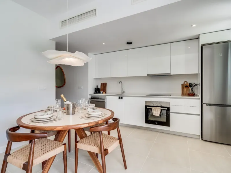 Apartment - Ground Floor Apartment в продаже в Estepona, Málaga. В доме 2 спален и 2 ванных комнат. Площадь дома 110 м²