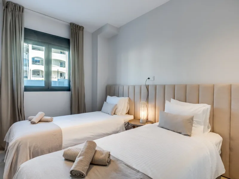 Apartment - Ground Floor Apartment в продаже в Estepona, Málaga. В доме 2 спален и 2 ванных комнат. Площадь дома 110 м²