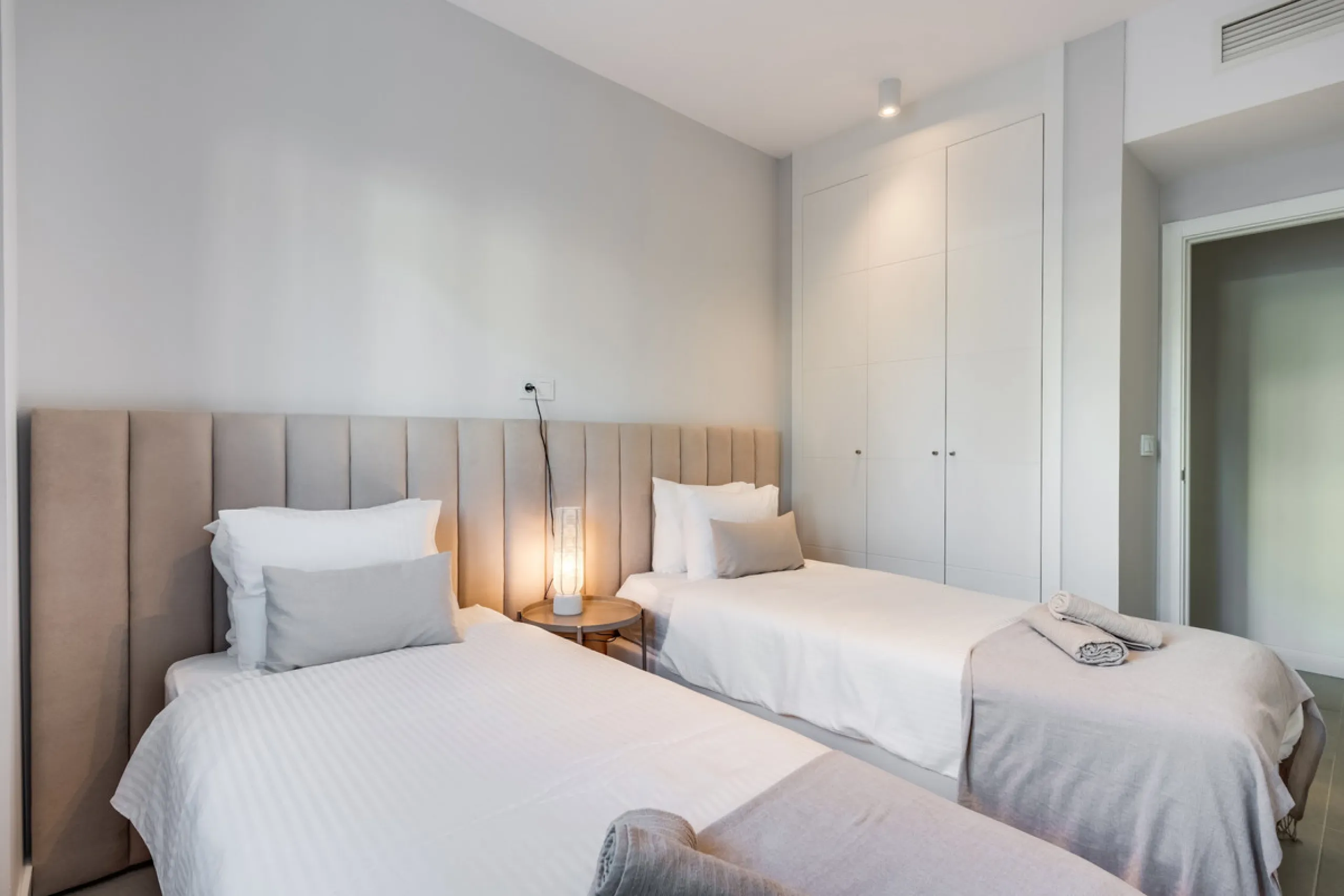 Apartment - Ground Floor Apartment в продаже в Estepona, Málaga. В доме 2 спален и 2 ванных комнат. Площадь дома 110 м²