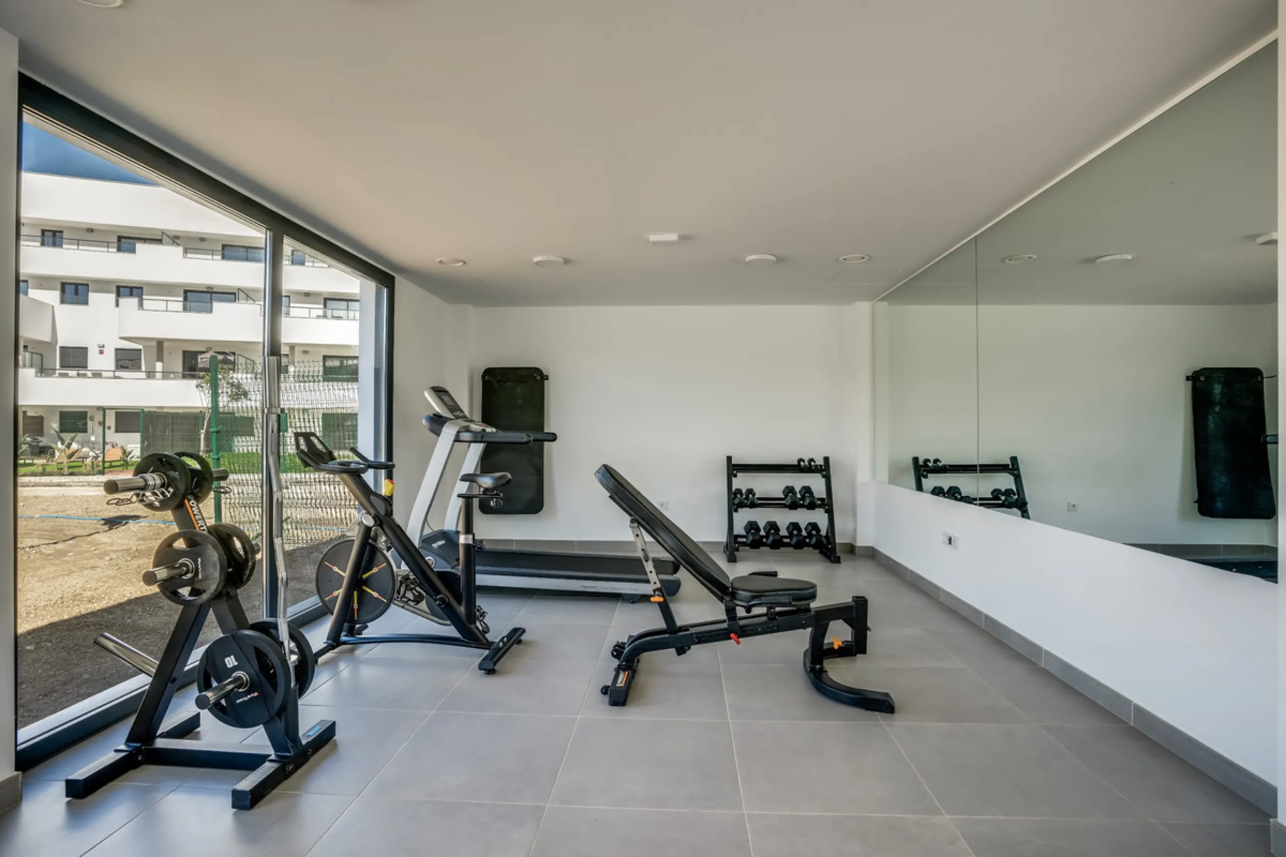 Apartment - Ground Floor Apartment в продаже в Estepona, Málaga. В доме 2 спален и 2 ванных комнат. Площадь дома 110 м²