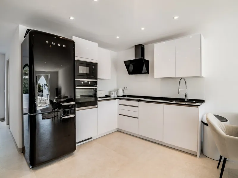 Apartment - Penthouse Duplex в продаже в Marbella, Málaga. В доме 3 спален и 2 ванных комнат. Площадь дома 105 м²