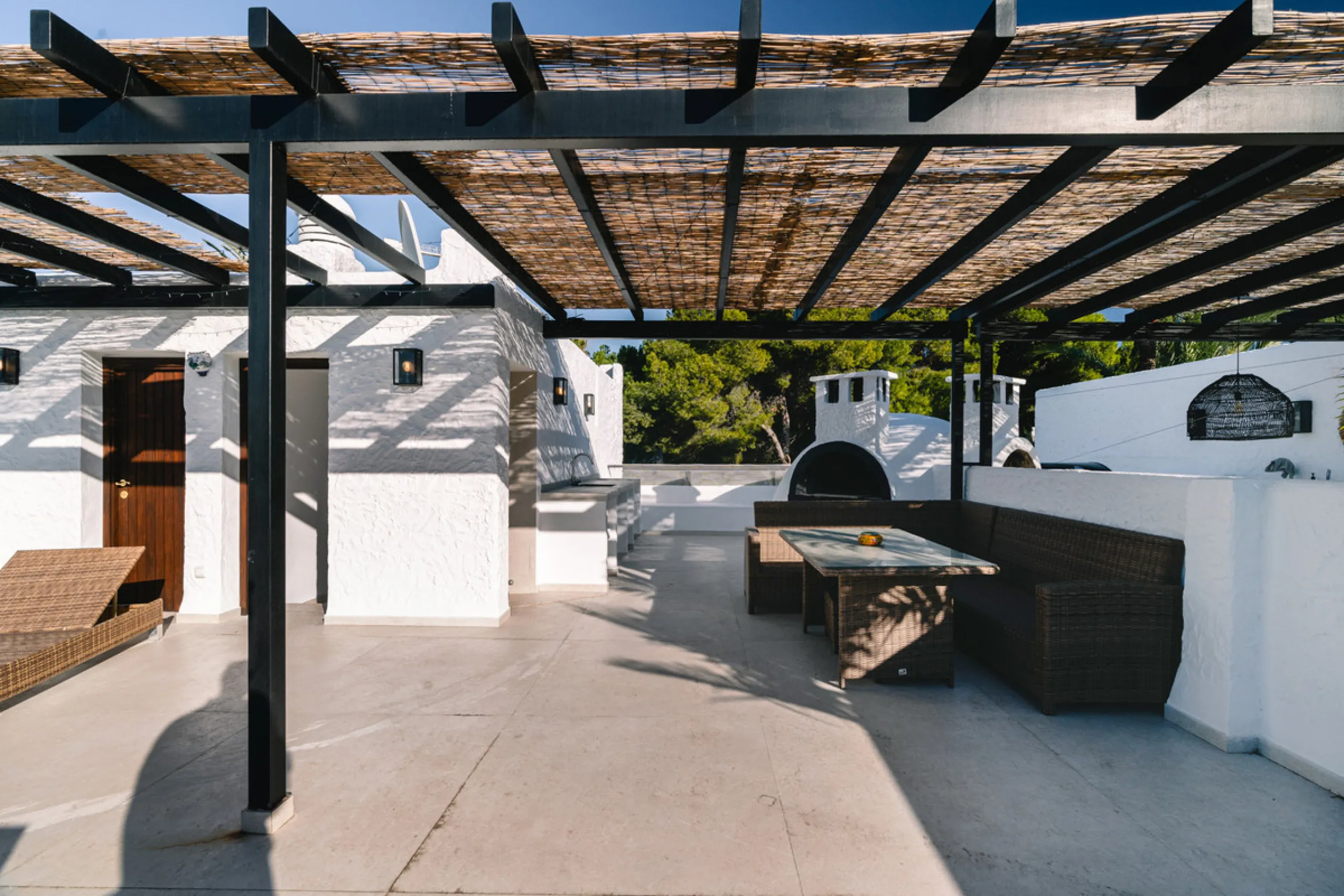 Apartment - Penthouse Duplex в продаже в Marbella, Málaga. В доме 3 спален и 2 ванных комнат. Площадь дома 105 м²