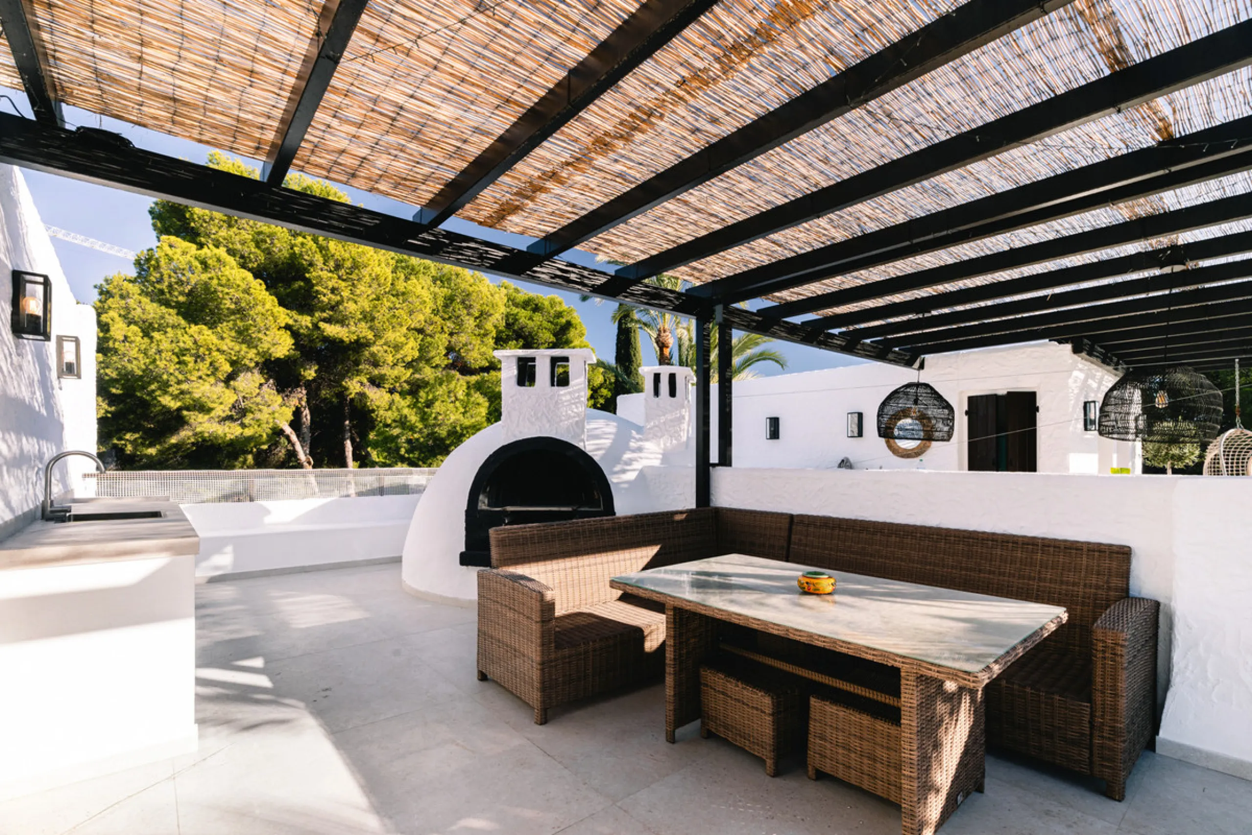 Apartment - Penthouse Duplex в продаже в Marbella, Málaga. В доме 3 спален и 2 ванных комнат. Площадь дома 105 м²