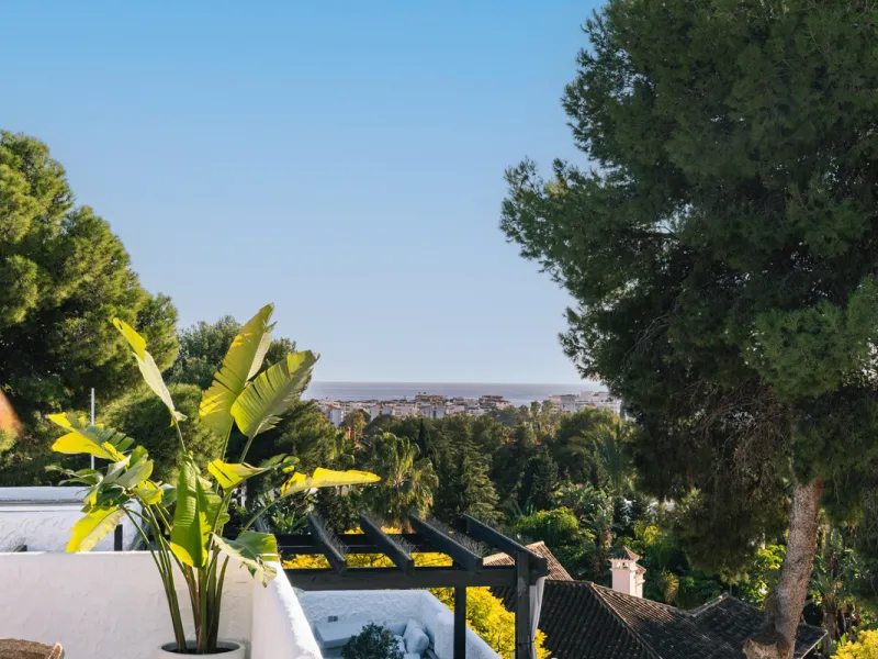 Apartment - Penthouse Duplex в продаже в Marbella, Málaga. В доме 3 спален и 2 ванных комнат. Площадь дома 105 м²