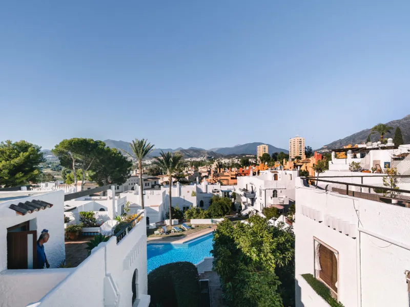 Apartment - Penthouse Duplex в продаже в Marbella, Málaga. В доме 3 спален и 2 ванных комнат. Площадь дома 105 м²