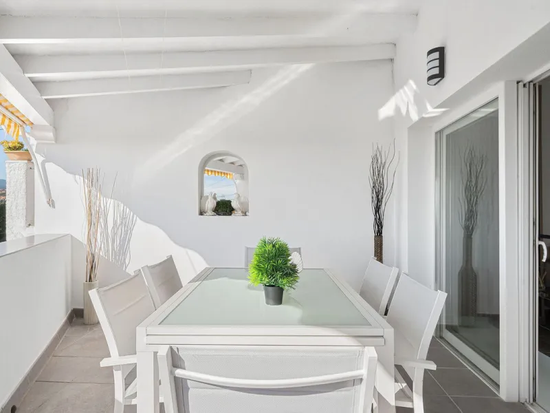 House - Semi-Detached House в продаже в Marbella, Málaga. В доме 3 спален и 3 ванных комнат. Площадь дома 114 м². Площадь участка 179 м²