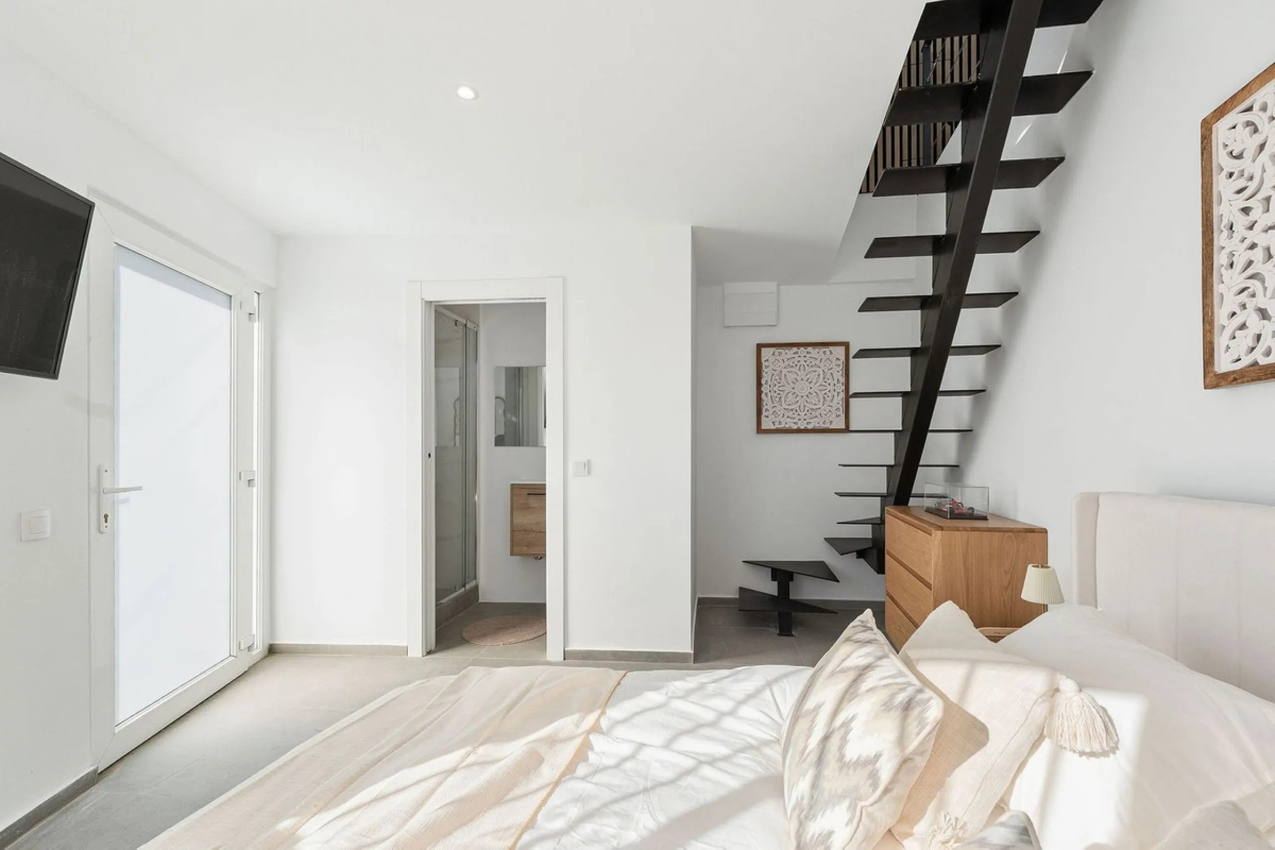 House - Semi-Detached House в продаже в Marbella, Málaga. В доме 3 спален и 3 ванных комнат. Площадь дома 114 м². Площадь участка 179 м²