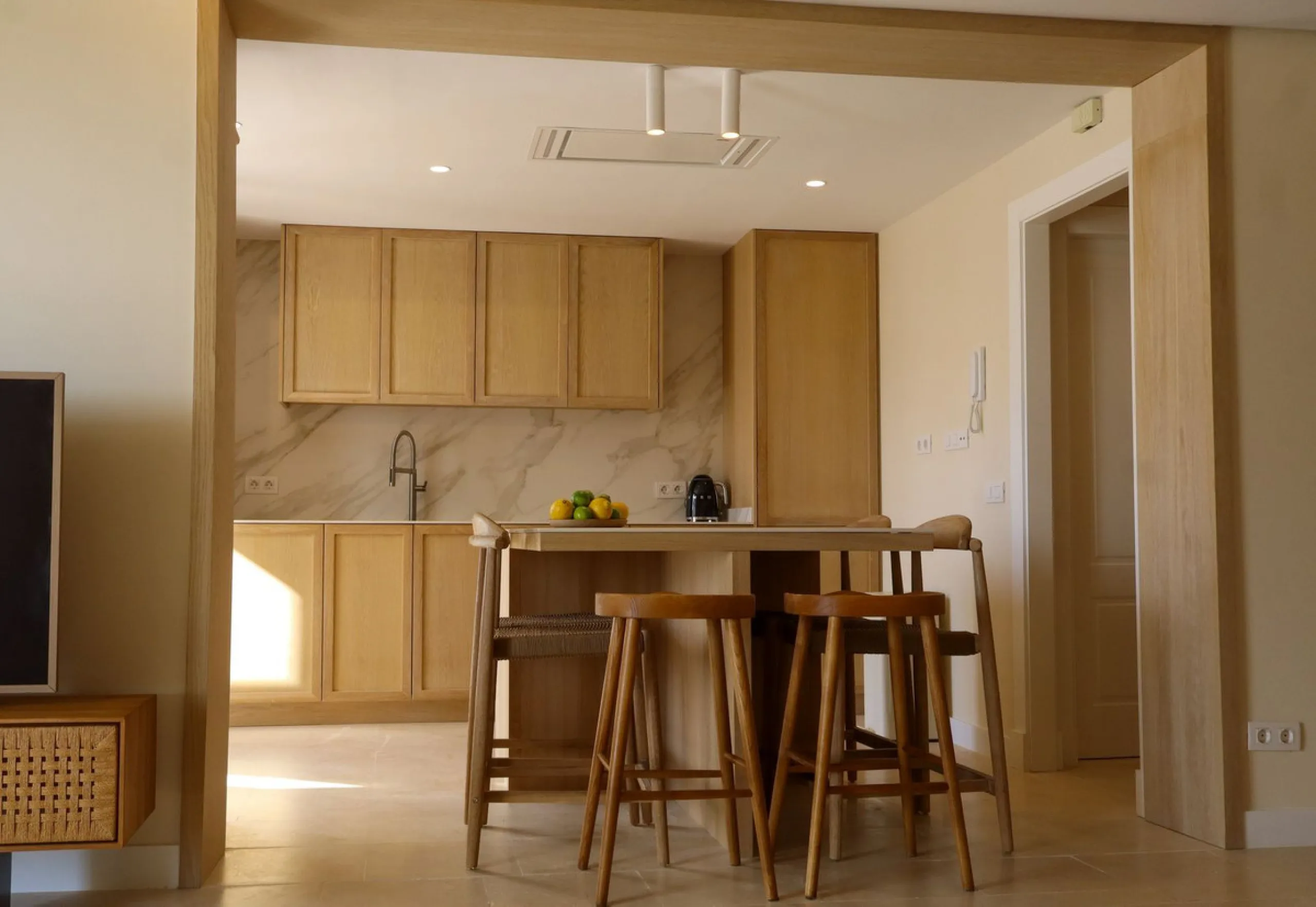 Luxury Fully Renovated Apartment in Nueva Andalucía – Aloha, Marbella