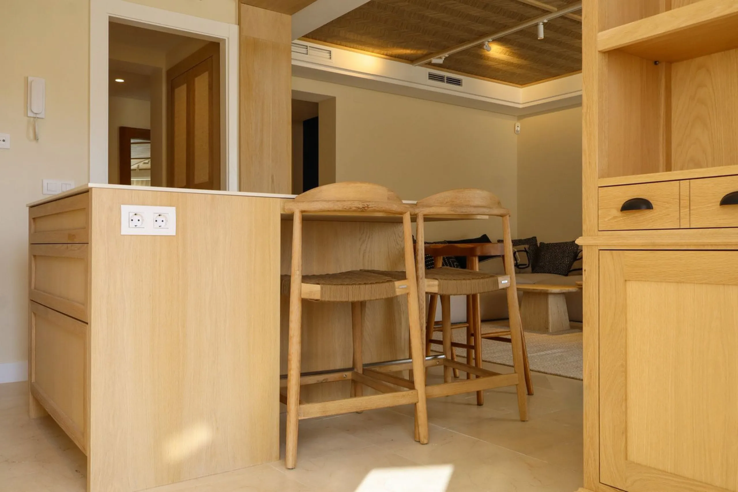 Luxury Fully Renovated Apartment in Nueva Andalucía – Aloha, Marbella