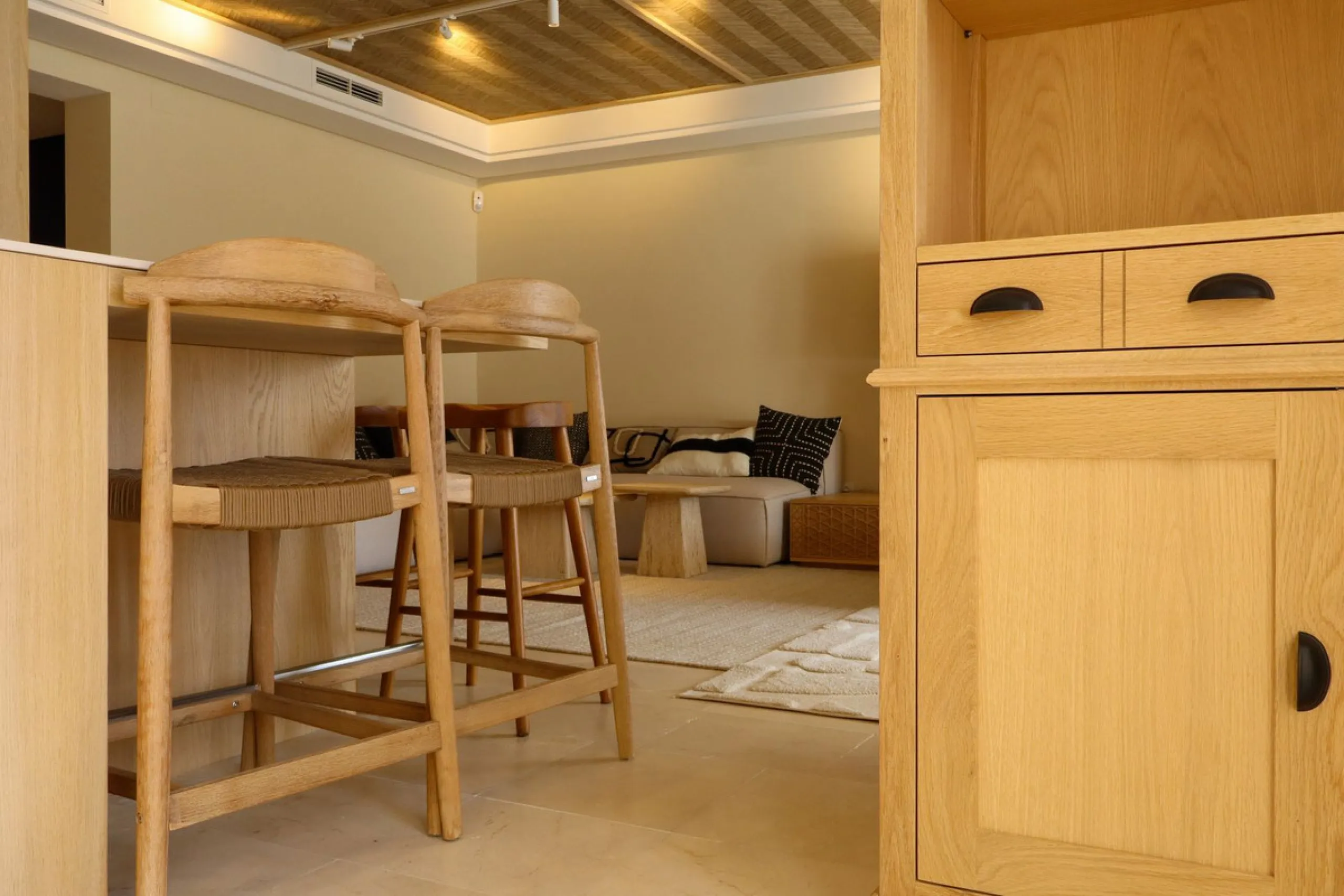 Luxury Fully Renovated Apartment in Nueva Andalucía – Aloha, Marbella
