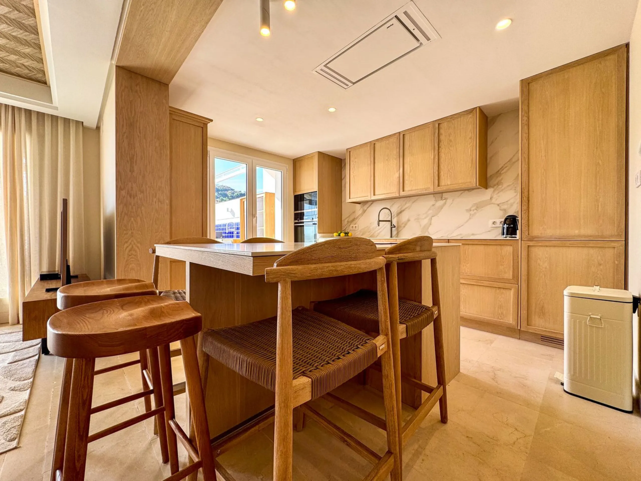 Luxury Fully Renovated Apartment in Nueva Andalucía – Aloha, Marbella