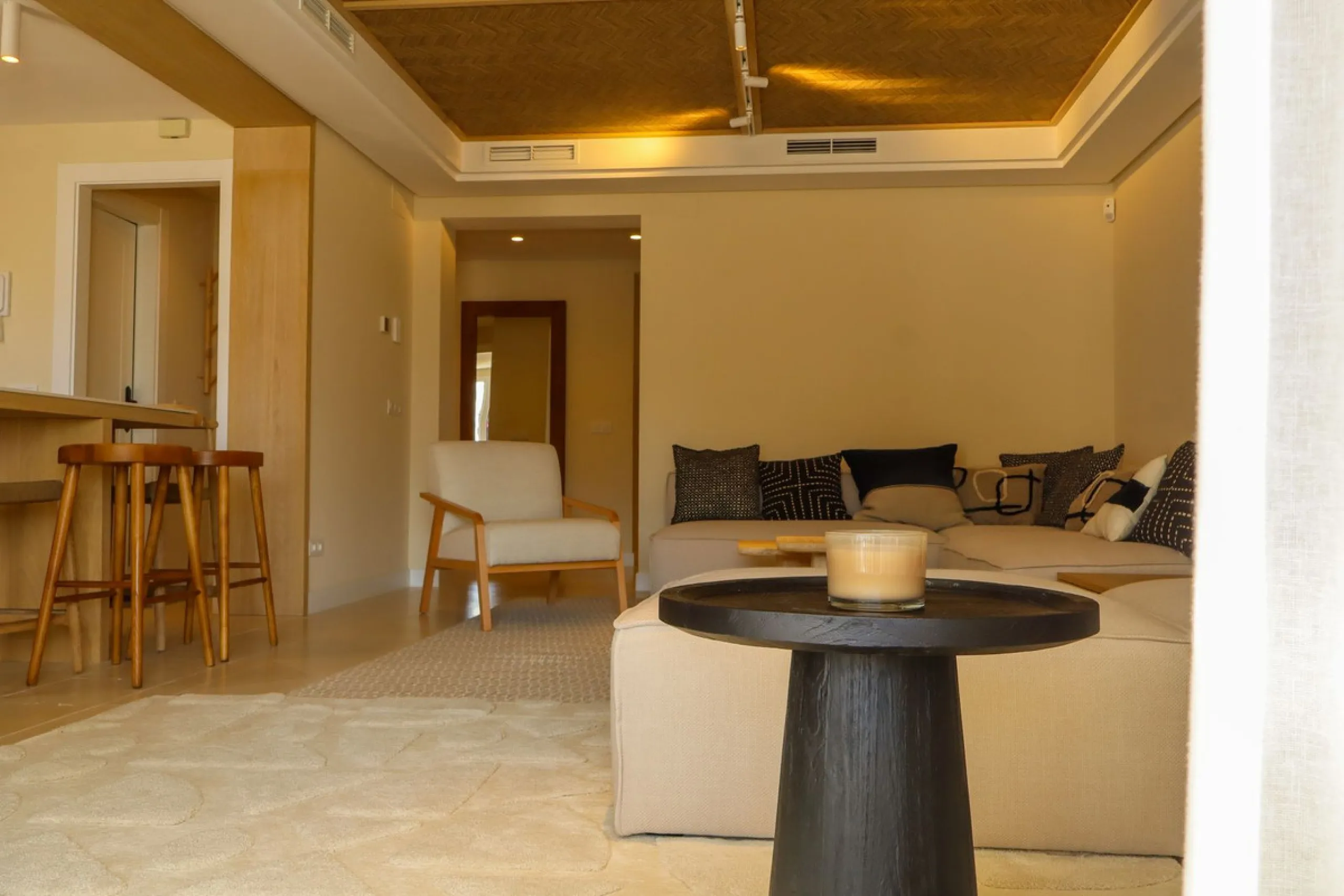 Luxury Fully Renovated Apartment in Nueva Andalucía – Aloha, Marbella