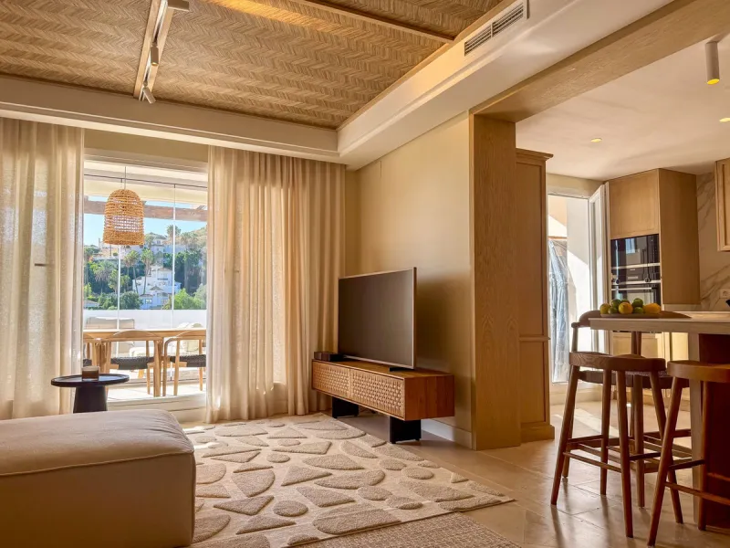 Luxury Fully Renovated Apartment in Nueva Andalucía – Aloha, Marbella