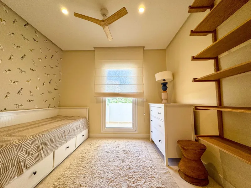Luxury Fully Renovated Apartment in Nueva Andalucía – Aloha, Marbella