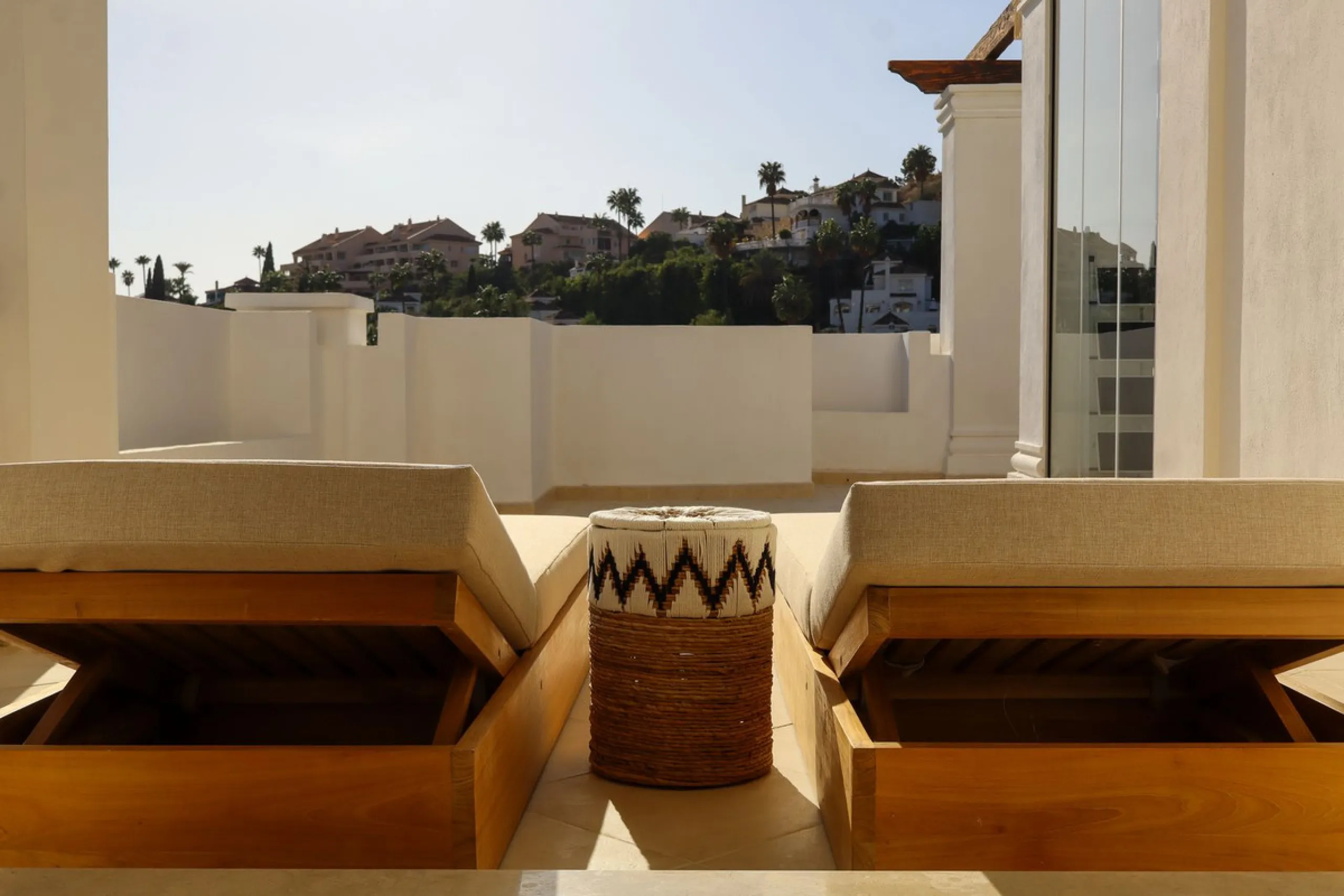 Luxury Fully Renovated Apartment in Nueva Andalucía – Aloha, Marbella