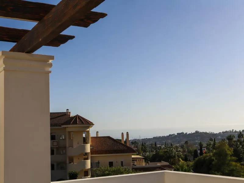 Luxury Fully Renovated Apartment in Nueva Andalucía – Aloha, Marbella