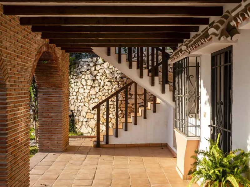 Exceptional Opportunity! Stunning Country-Style Villa with Panoramic Views – Lomas de Mijas
