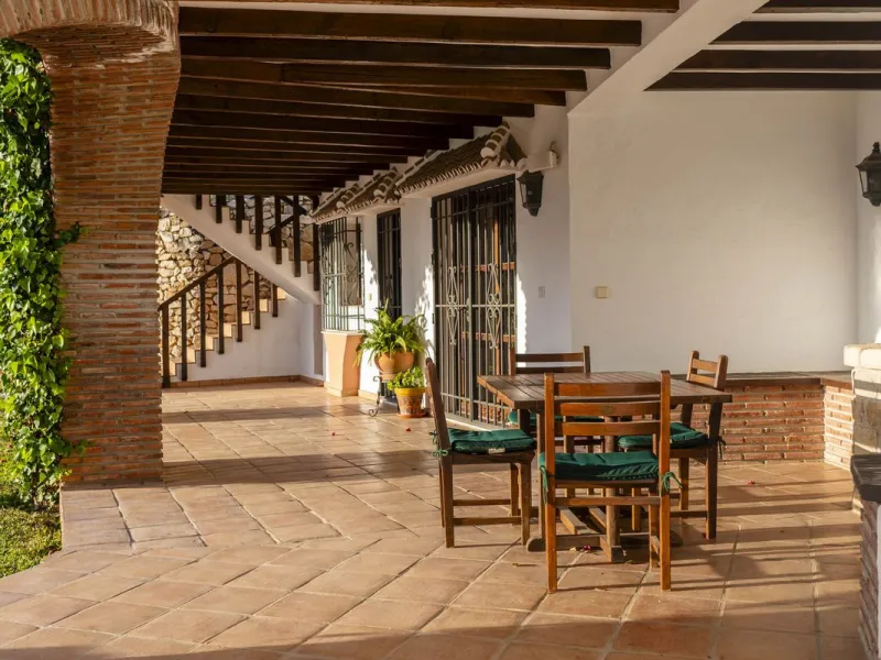 Exceptional Opportunity! Stunning Country-Style Villa with Panoramic Views – Lomas de Mijas