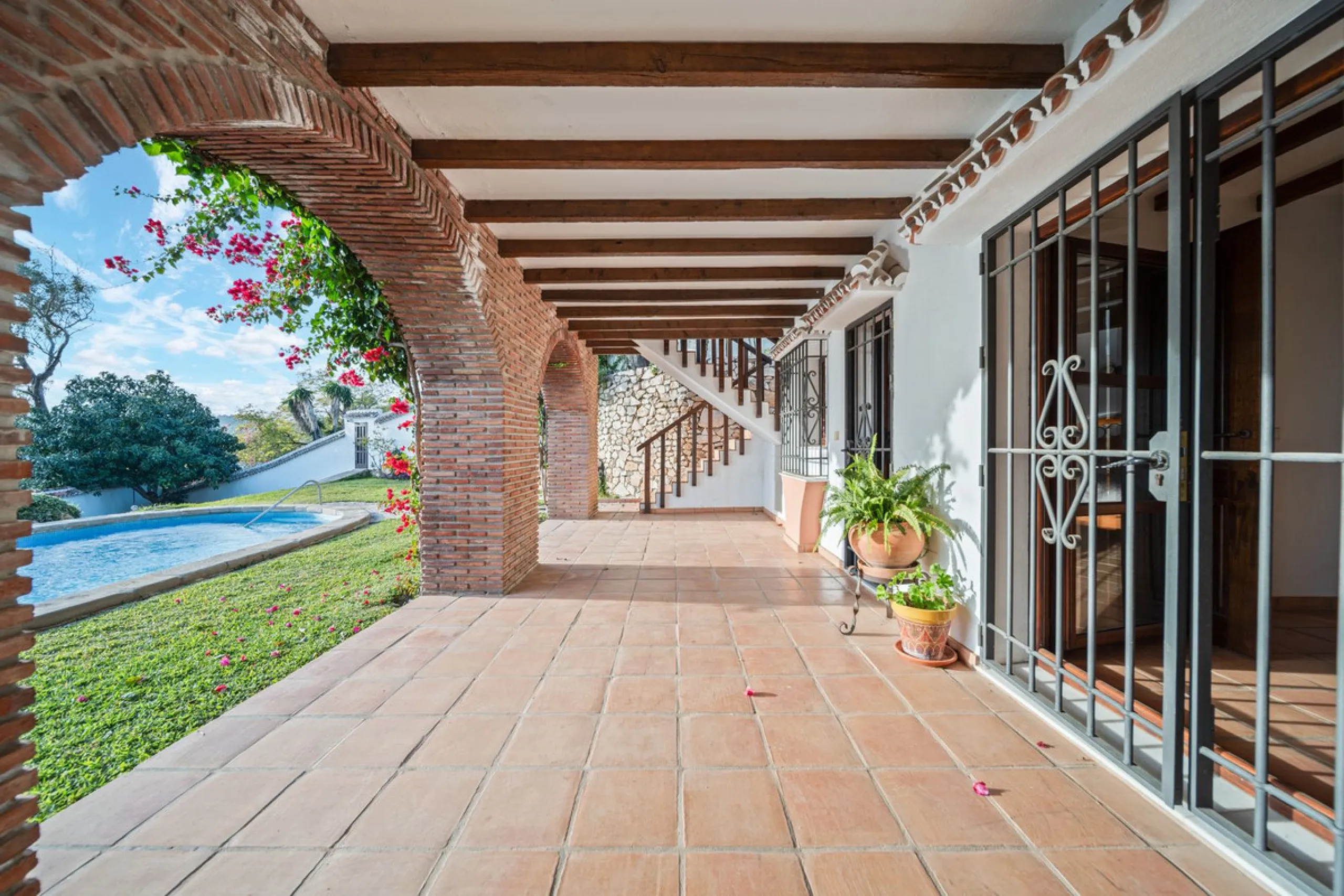 Exceptional Opportunity! Stunning Country-Style Villa with Panoramic Views – Lomas de Mijas