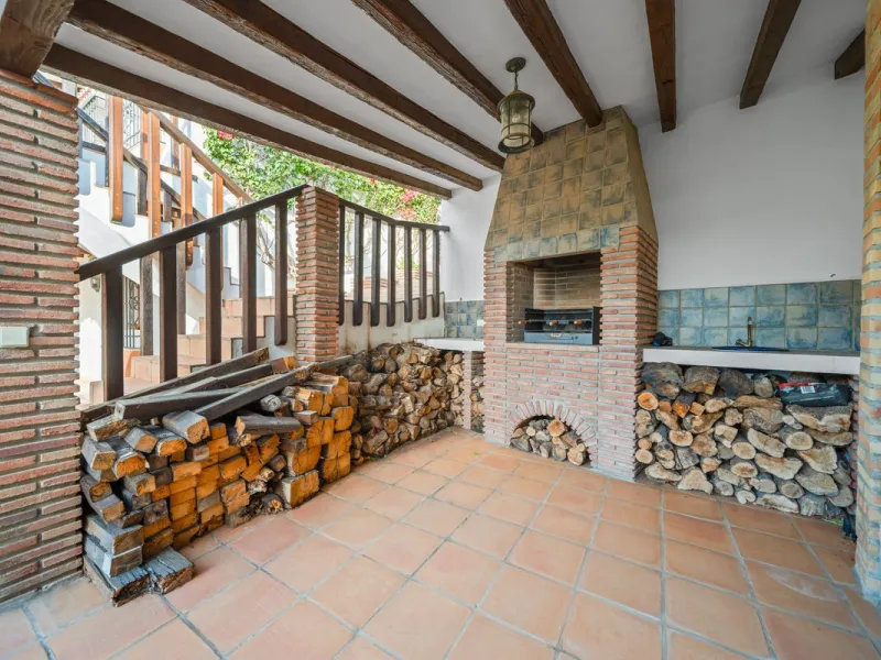 Exceptional Opportunity! Stunning Country-Style Villa with Panoramic Views – Lomas de Mijas