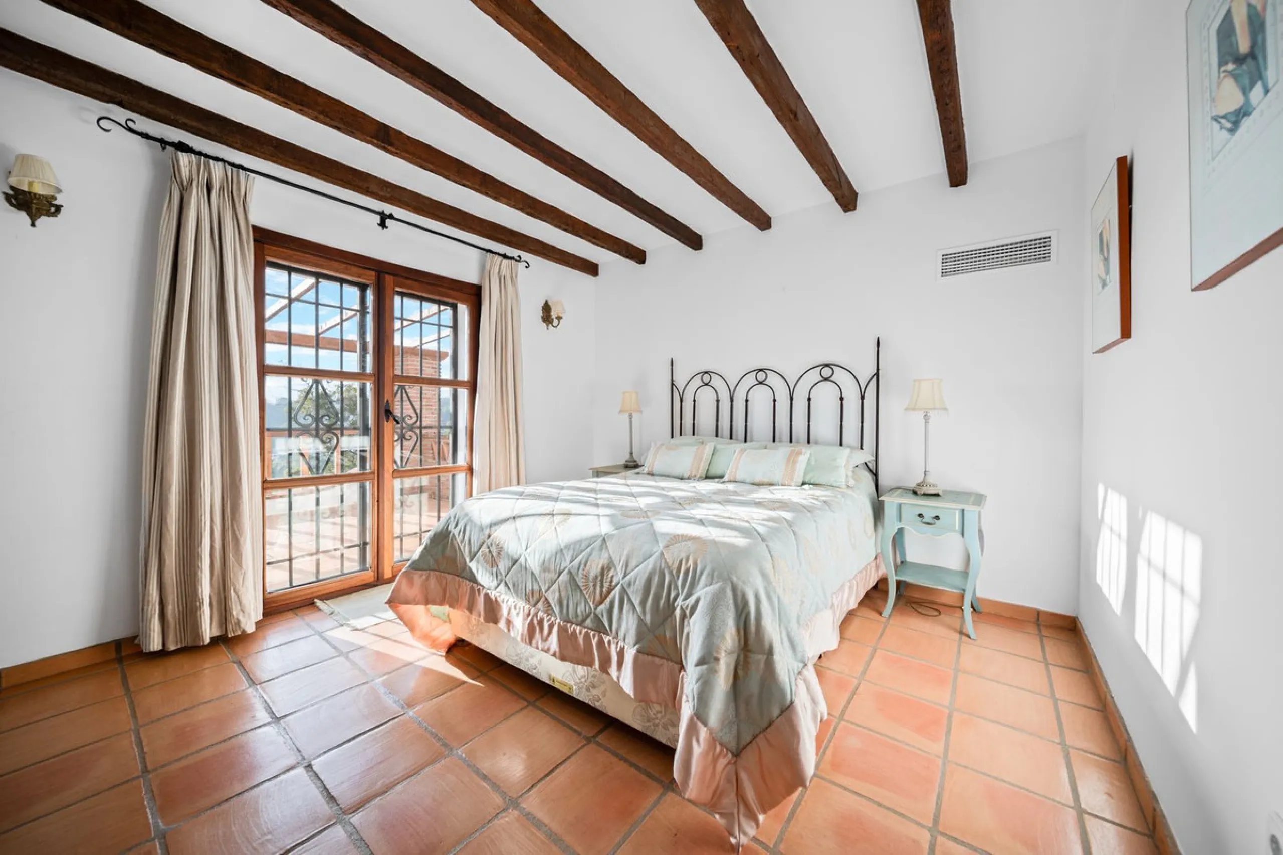 Exceptional Opportunity! Stunning Country-Style Villa with Panoramic Views – Lomas de Mijas