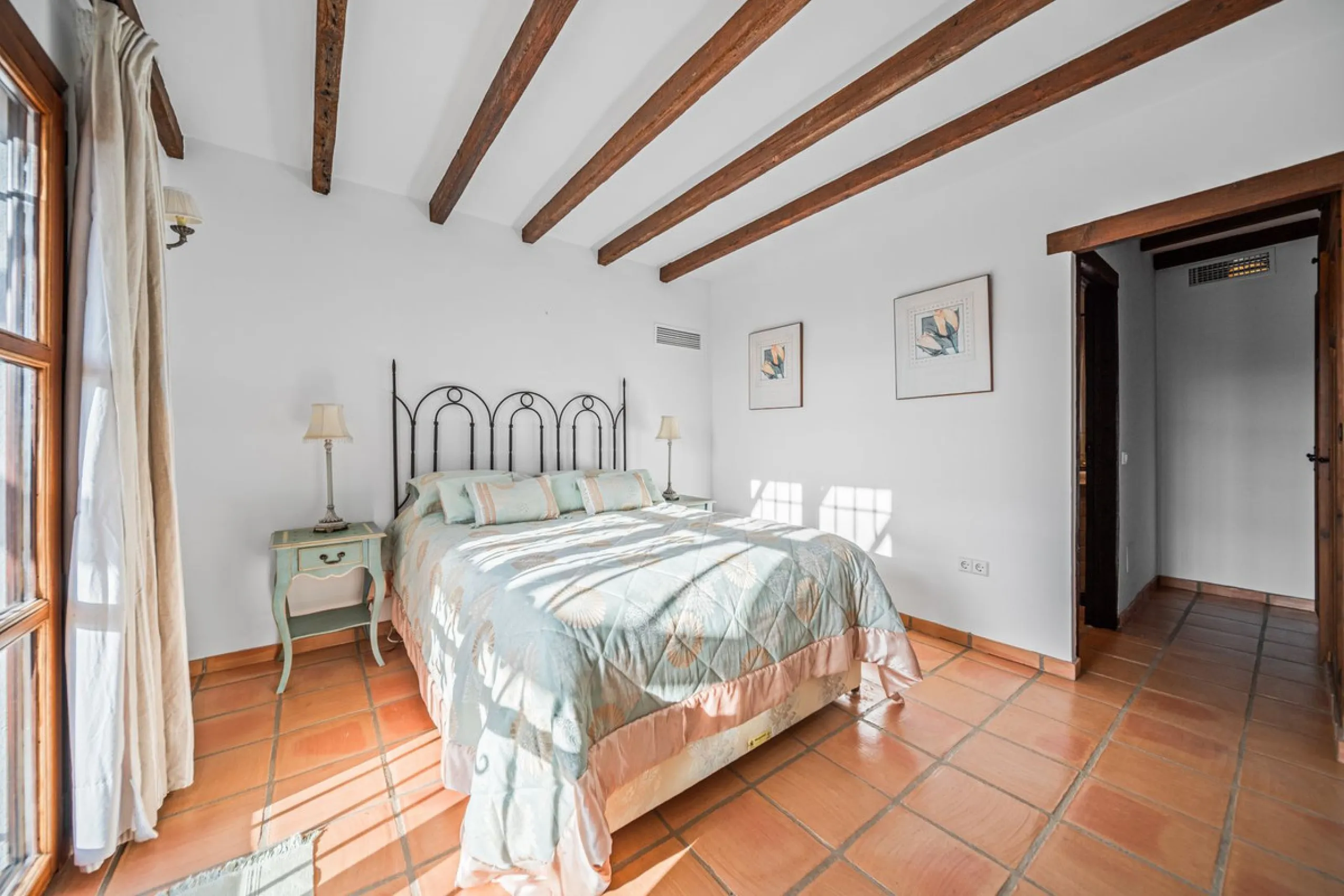 Exceptional Opportunity! Stunning Country-Style Villa with Panoramic Views – Lomas de Mijas