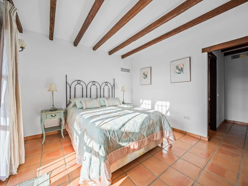 Exceptional Opportunity! Stunning Country-Style Villa with Panoramic Views – Lomas de Mijas