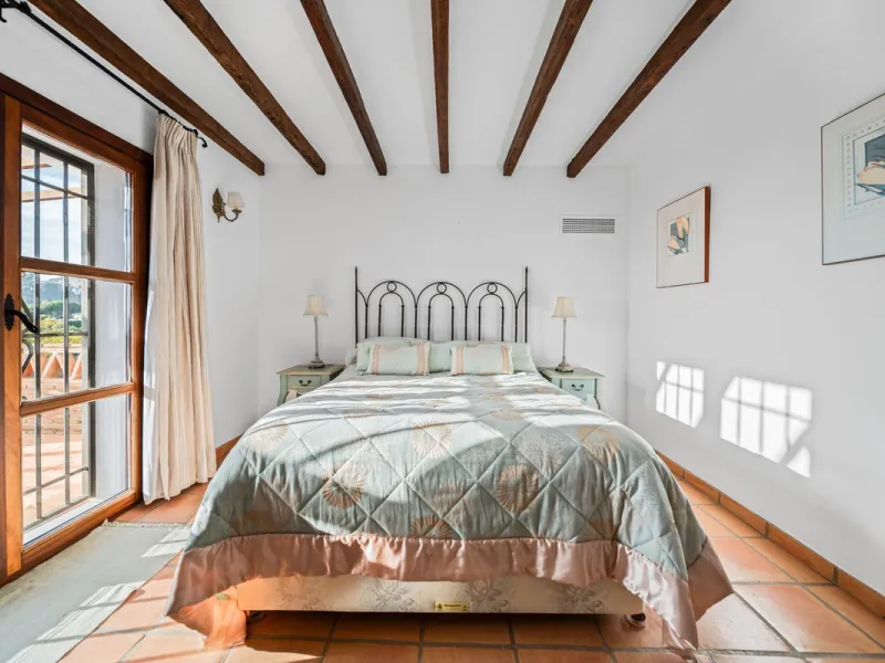Exceptional Opportunity! Stunning Country-Style Villa with Panoramic Views – Lomas de Mijas