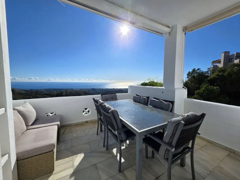 BREATHTAKING SEA VIEWS from every corner of this apartment!!!