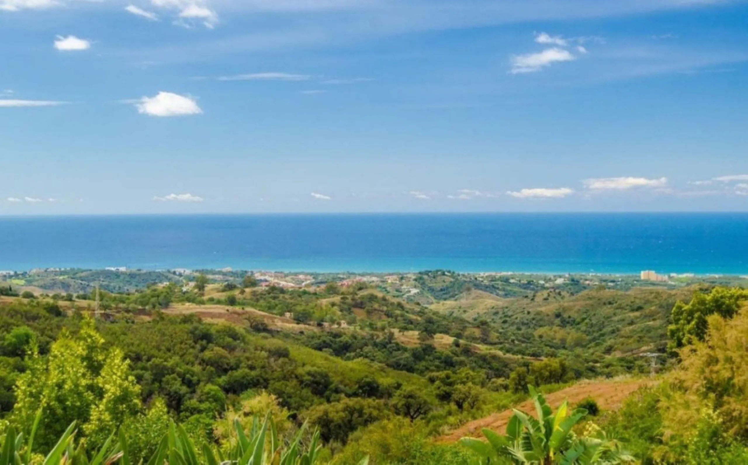 BREATHTAKING SEA VIEWS from every corner of this apartment!!!