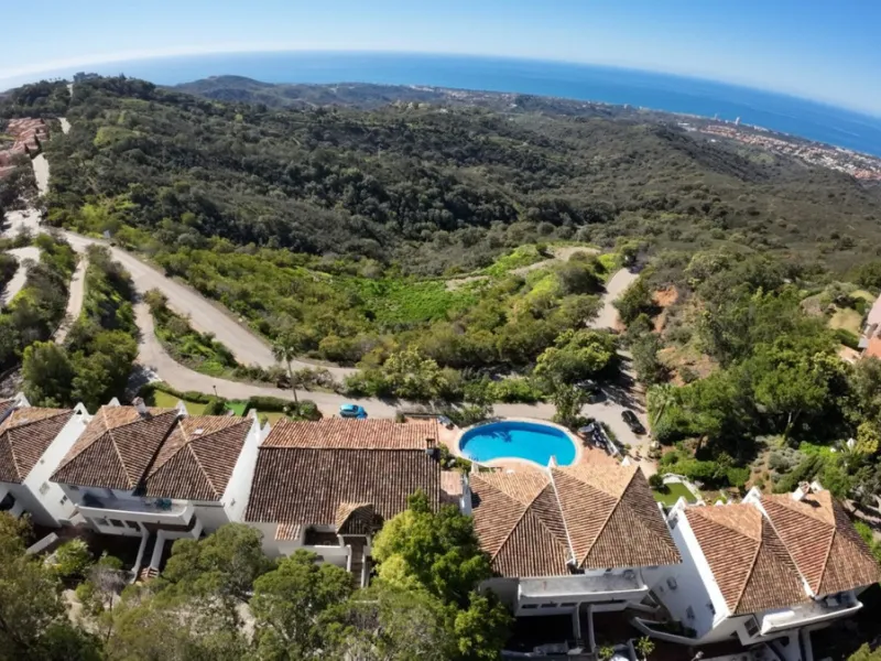 BREATHTAKING SEA VIEWS from every corner of this apartment!!!
