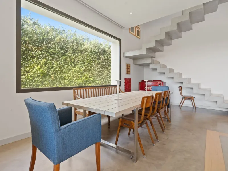 Modern Mediterranean villa in El Madroñal, a contemporary hillside retreat with breathtaking mountain and sea views.