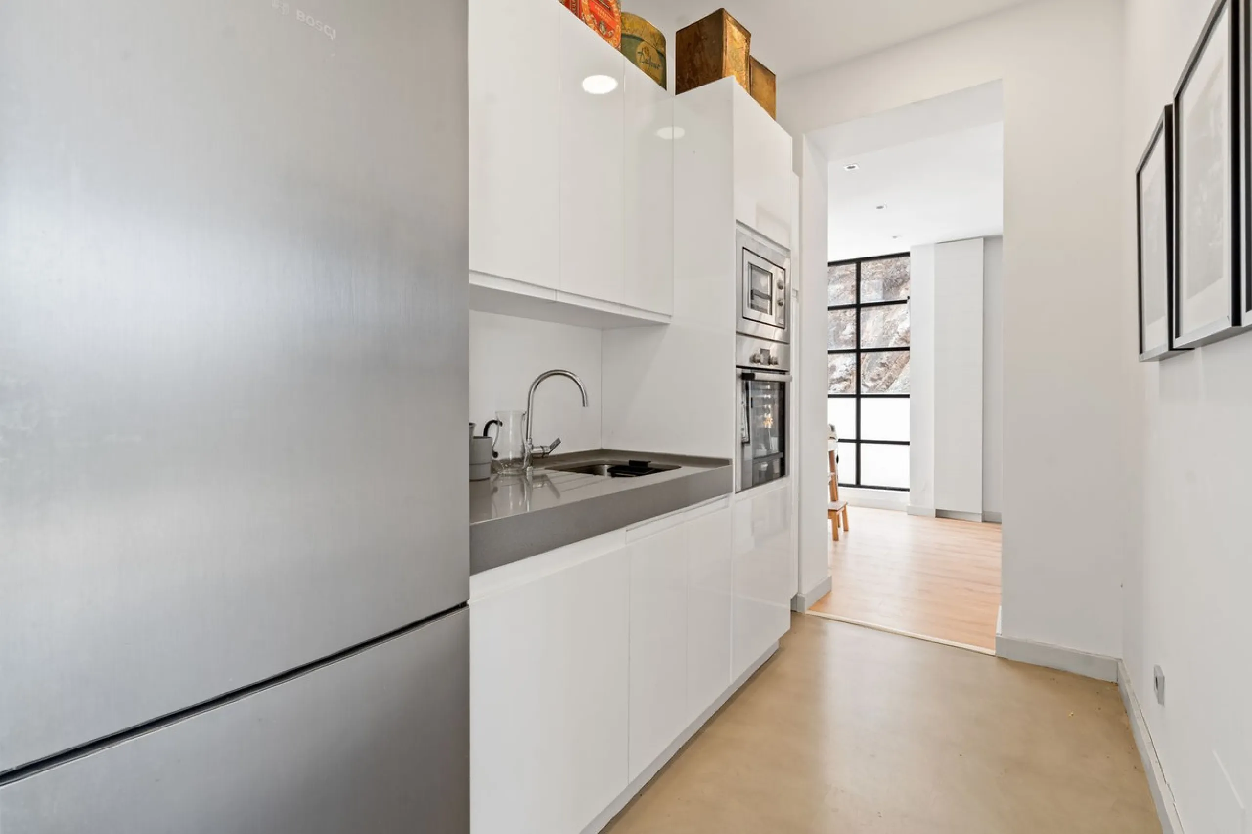 Modern Mediterranean villa in El Madroñal, a contemporary hillside retreat with breathtaking mountain and sea views.