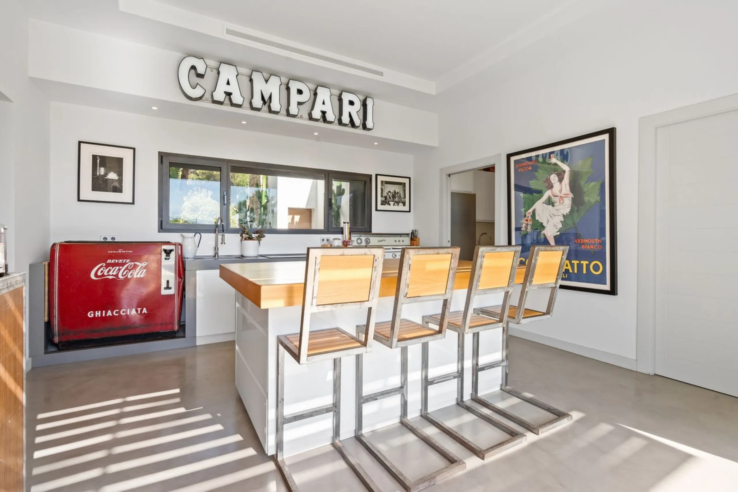 Modern Mediterranean villa in El Madroñal, a contemporary hillside retreat with breathtaking mountain and sea views.