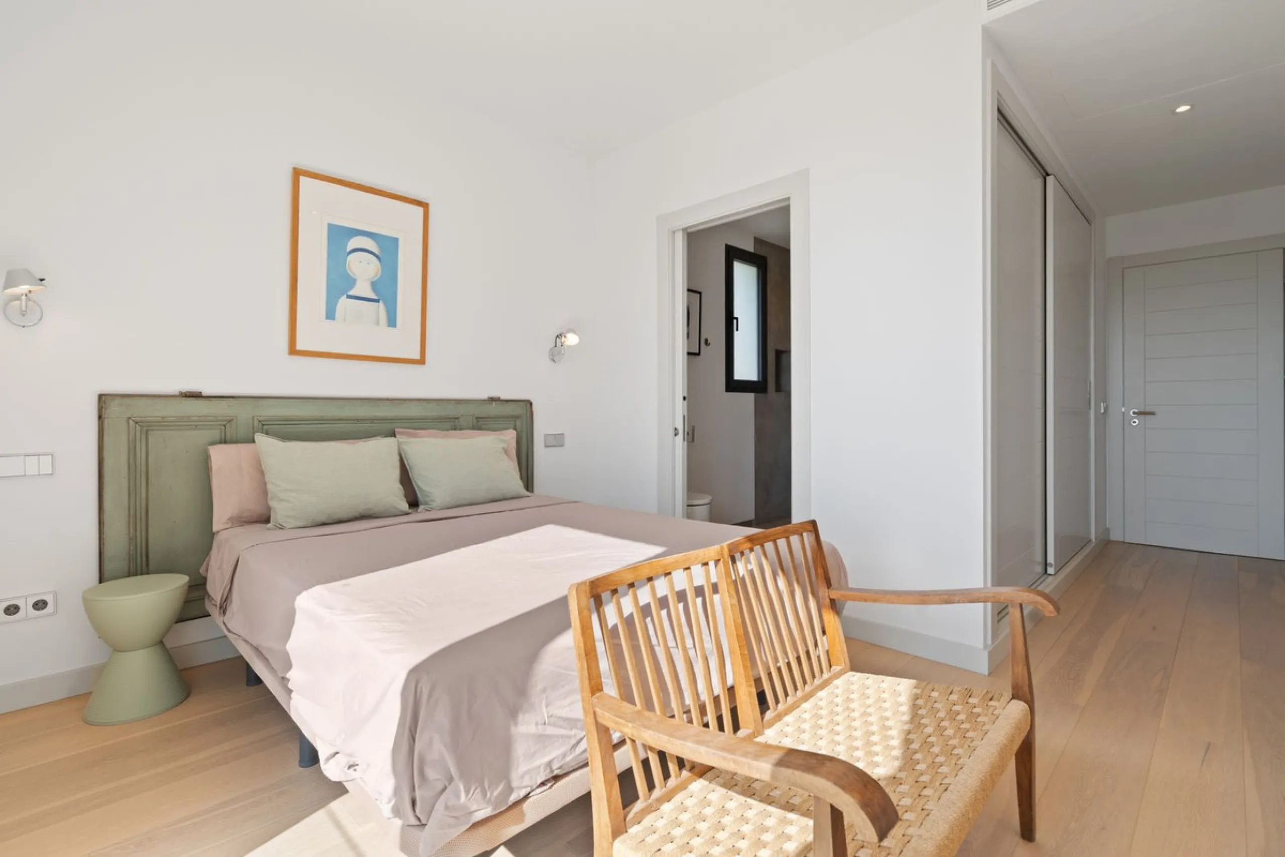 Modern Mediterranean villa in El Madroñal, a contemporary hillside retreat with breathtaking mountain and sea views.
