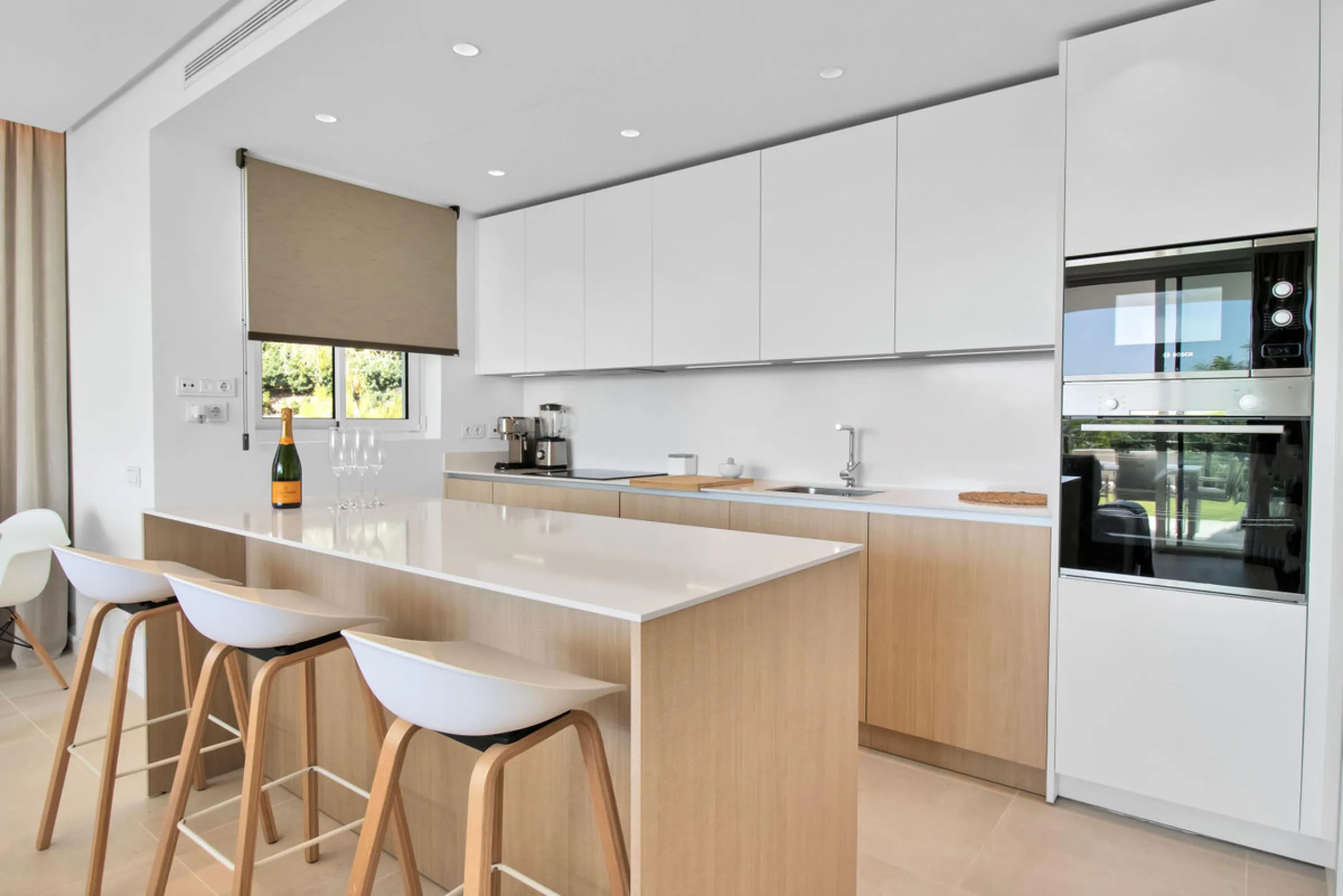 Dream Apartment with a Large Private Garden and Sea Views