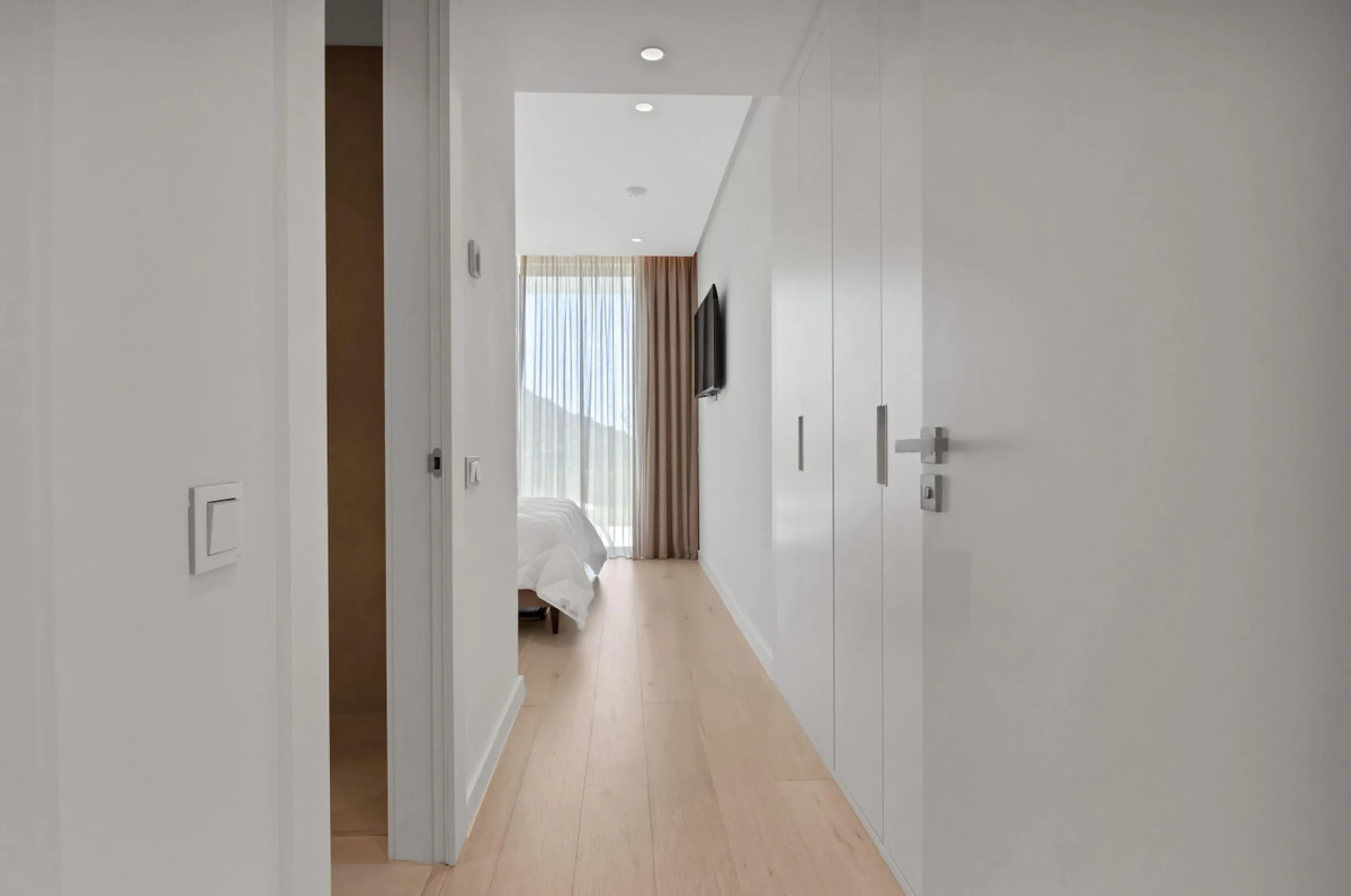 Dream Apartment with a Large Private Garden and Sea Views