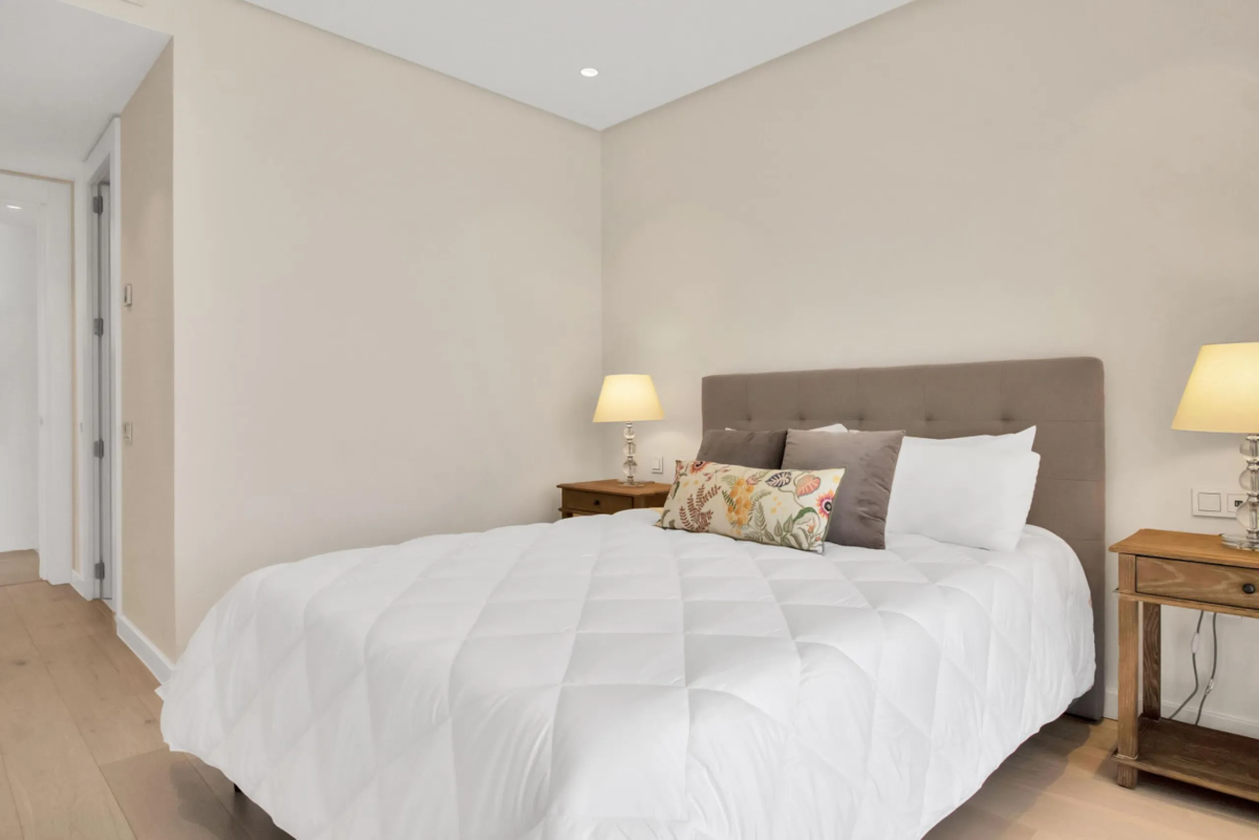Dream Apartment with a Large Private Garden and Sea Views
