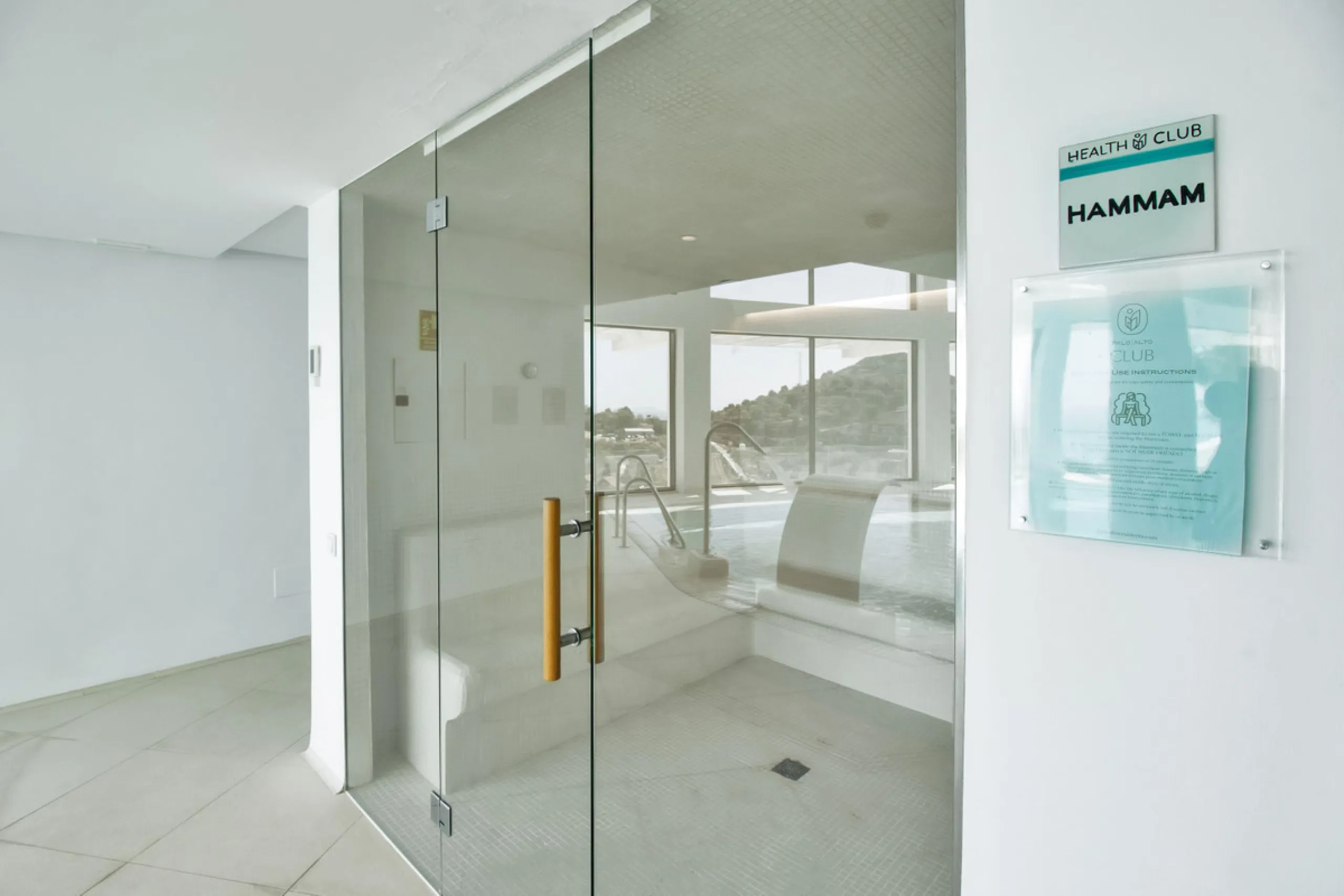 Dream Apartment with a Large Private Garden and Sea Views