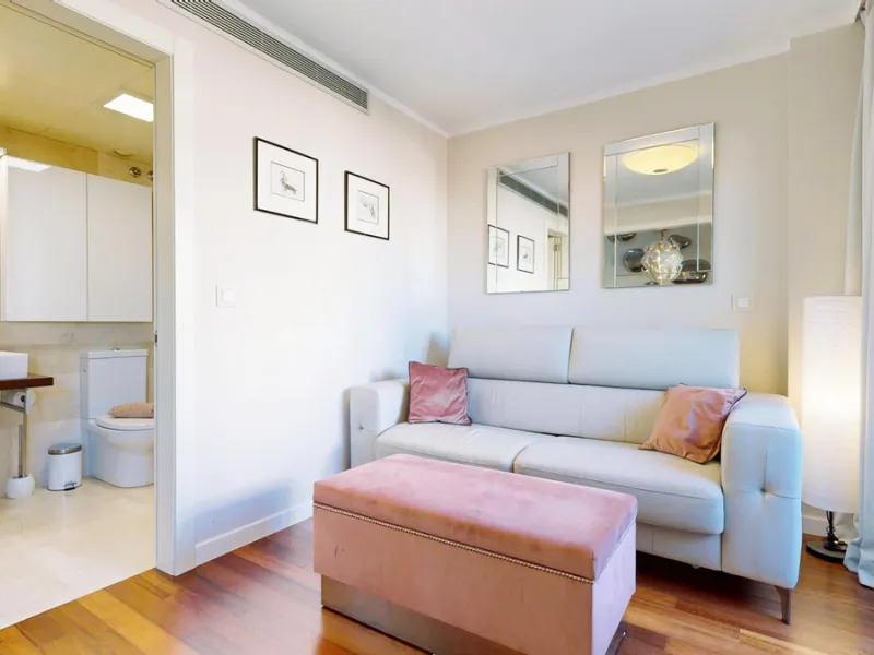Apartment - Duplex в продаже в Málaga, Málaga. В доме 2 спален и 2 ванных комнат. Площадь дома 77 м²