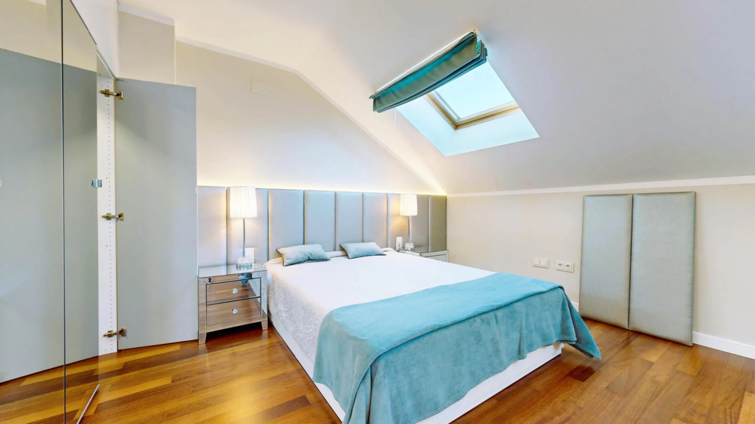 Apartment - Duplex в продаже в Málaga, Málaga. В доме 2 спален и 2 ванных комнат. Площадь дома 77 м²