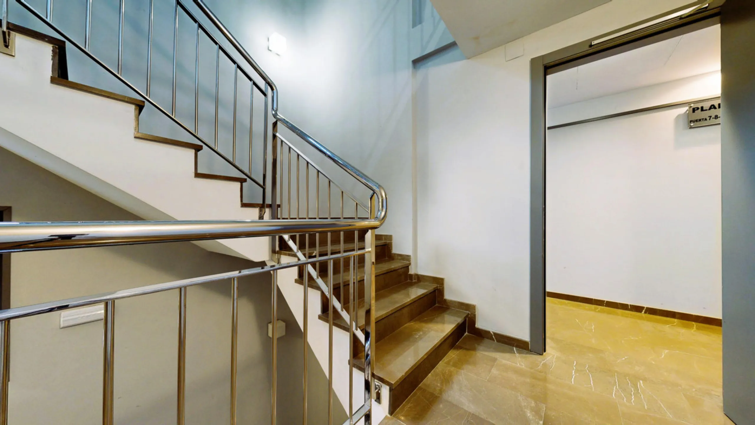 Apartment - Duplex в продаже в Málaga, Málaga. В доме 2 спален и 2 ванных комнат. Площадь дома 77 м²