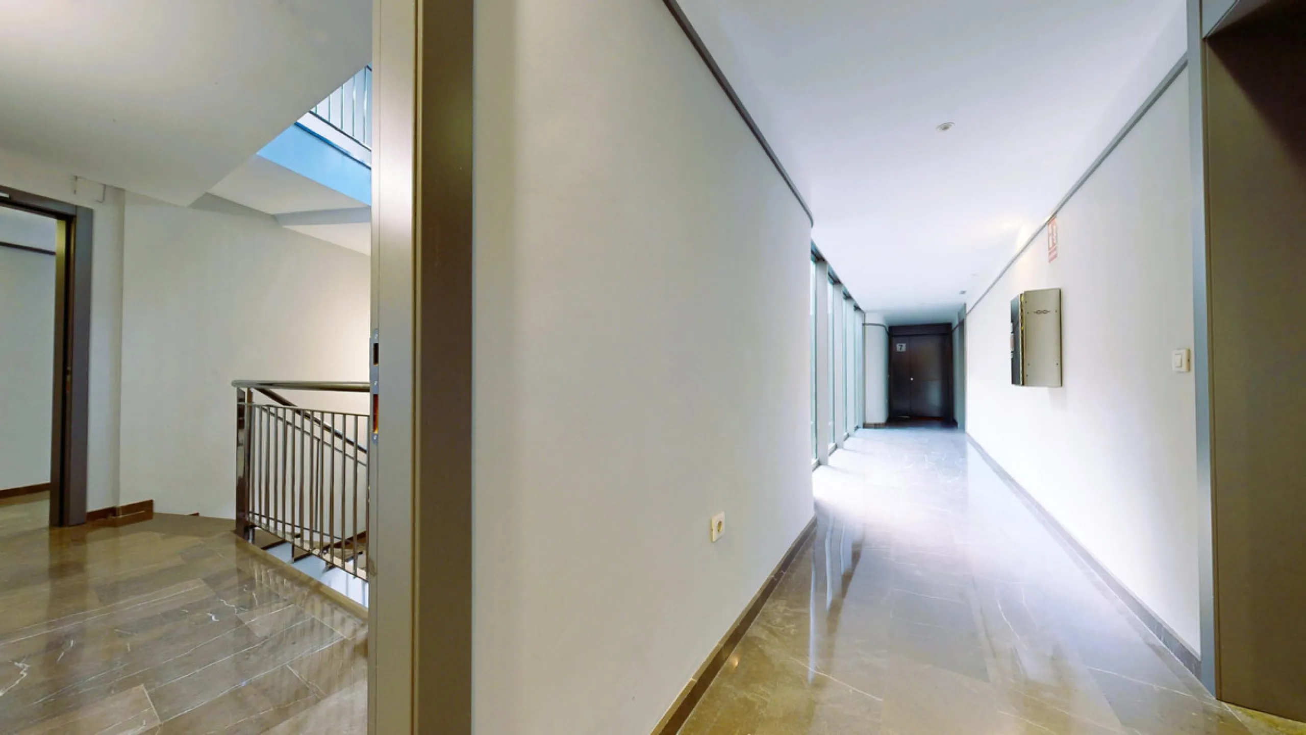 Apartment - Duplex в продаже в Málaga, Málaga. В доме 2 спален и 2 ванных комнат. Площадь дома 77 м²