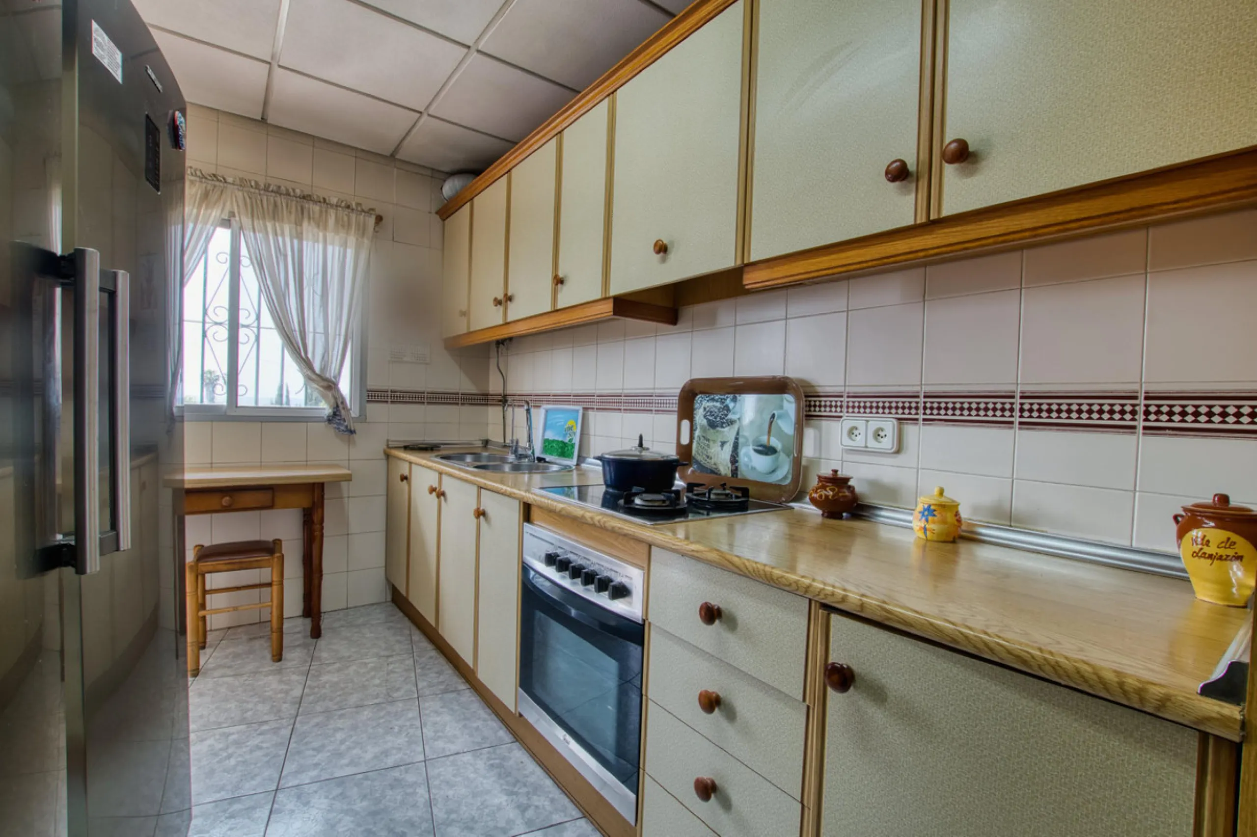 House - Finca - Cortijo в продаже в Málaga, Málaga. В доме 4 спален и 1 ванных комнат. Площадь дома 1777 м². Площадь участка 4000 м²