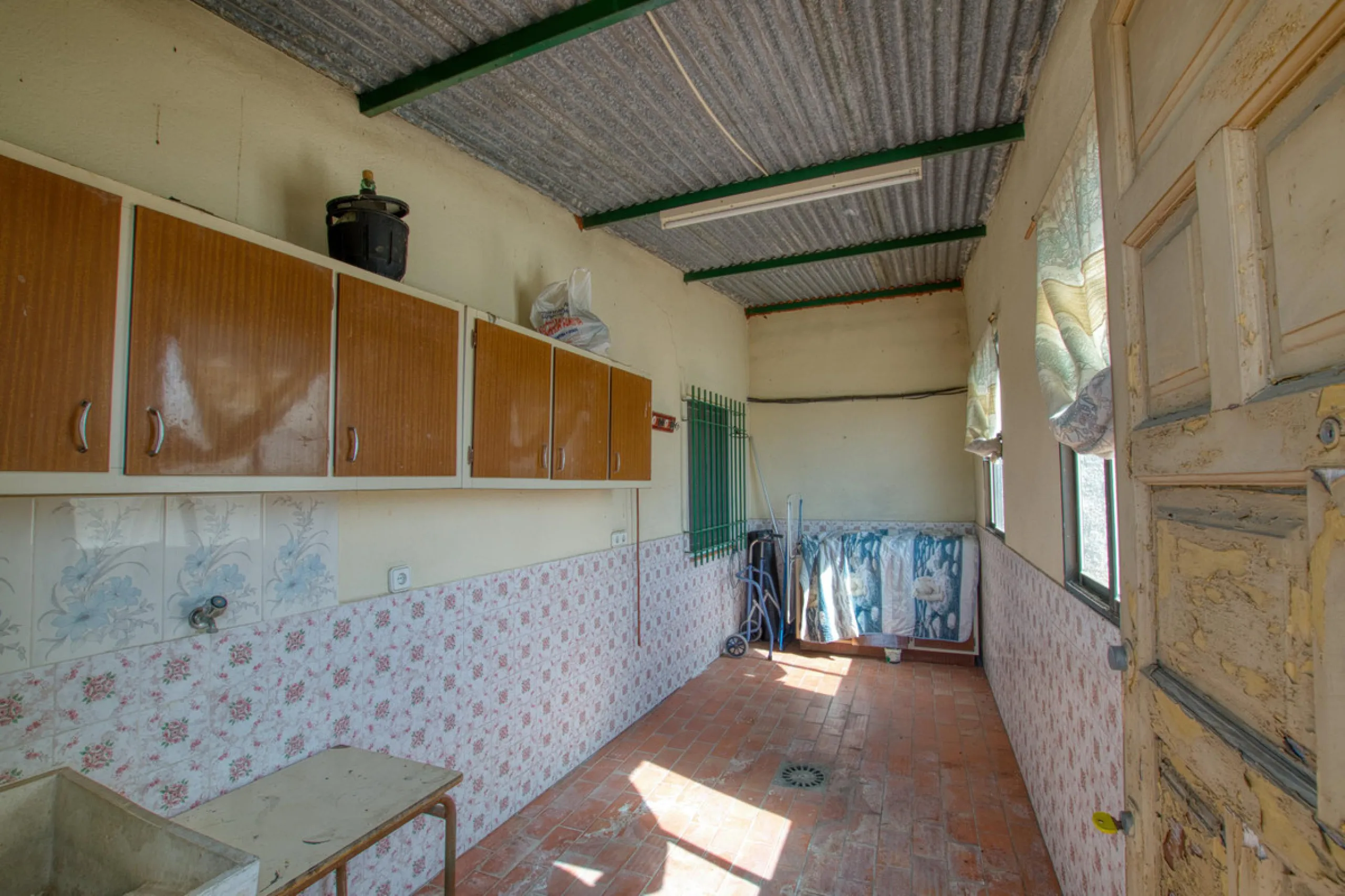 House - Finca - Cortijo в продаже в Málaga, Málaga. В доме 4 спален и 1 ванных комнат. Площадь дома 1777 м². Площадь участка 4000 м²