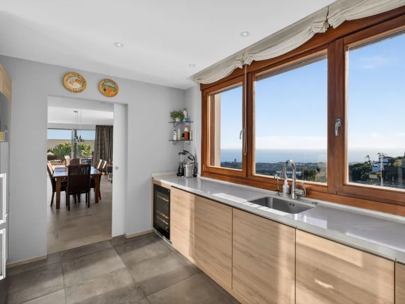 Penthouse with Sea & Mountain Views – Lomas de los Monteros, Marbella