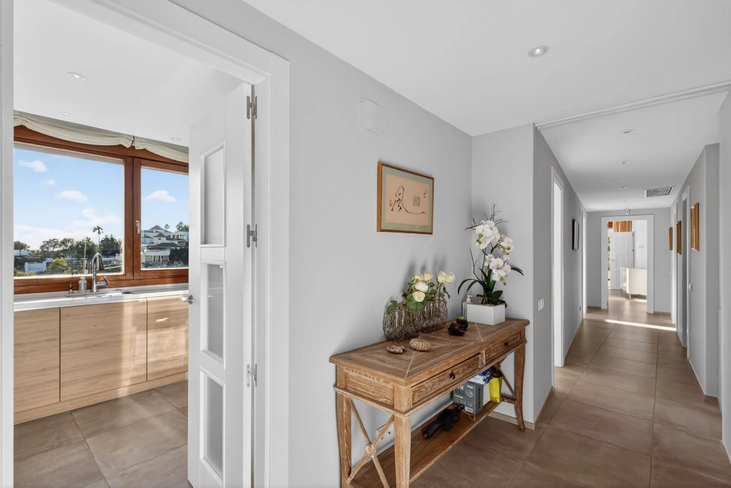 Penthouse with Sea & Mountain Views – Lomas de los Monteros, Marbella